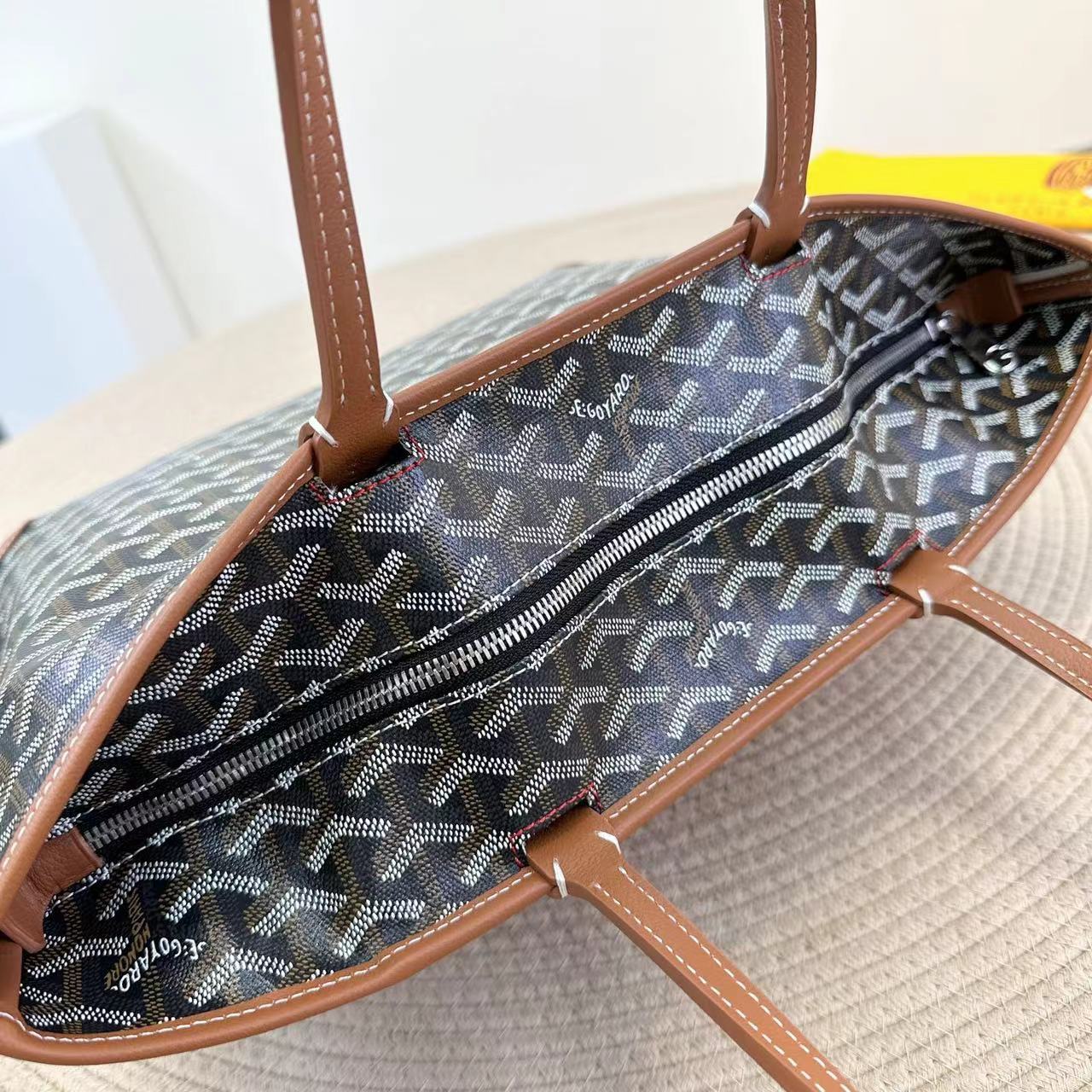 Goyard ゴヤール バッグ