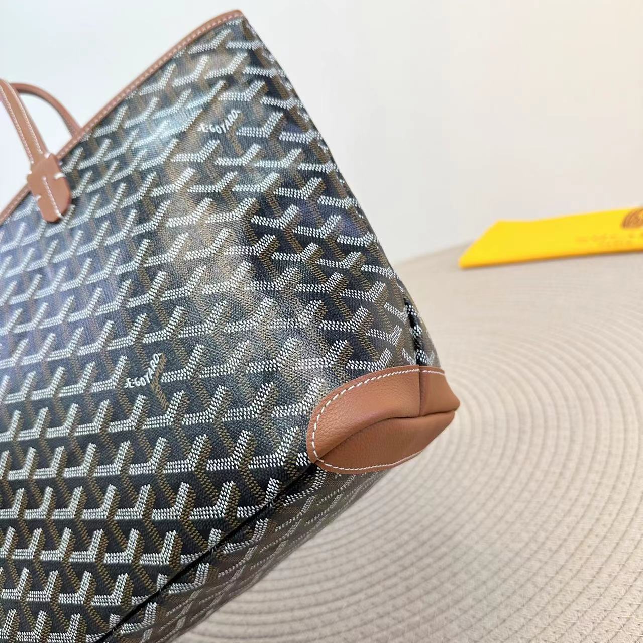 Goyard ゴヤール バッグ
