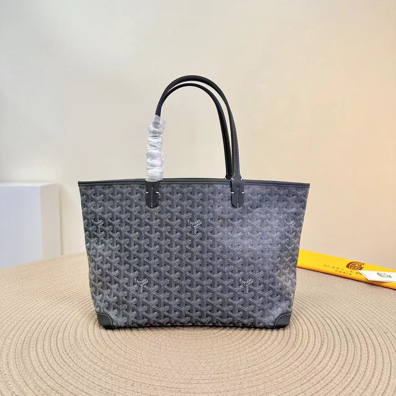 Goyard ゴヤール バッグ