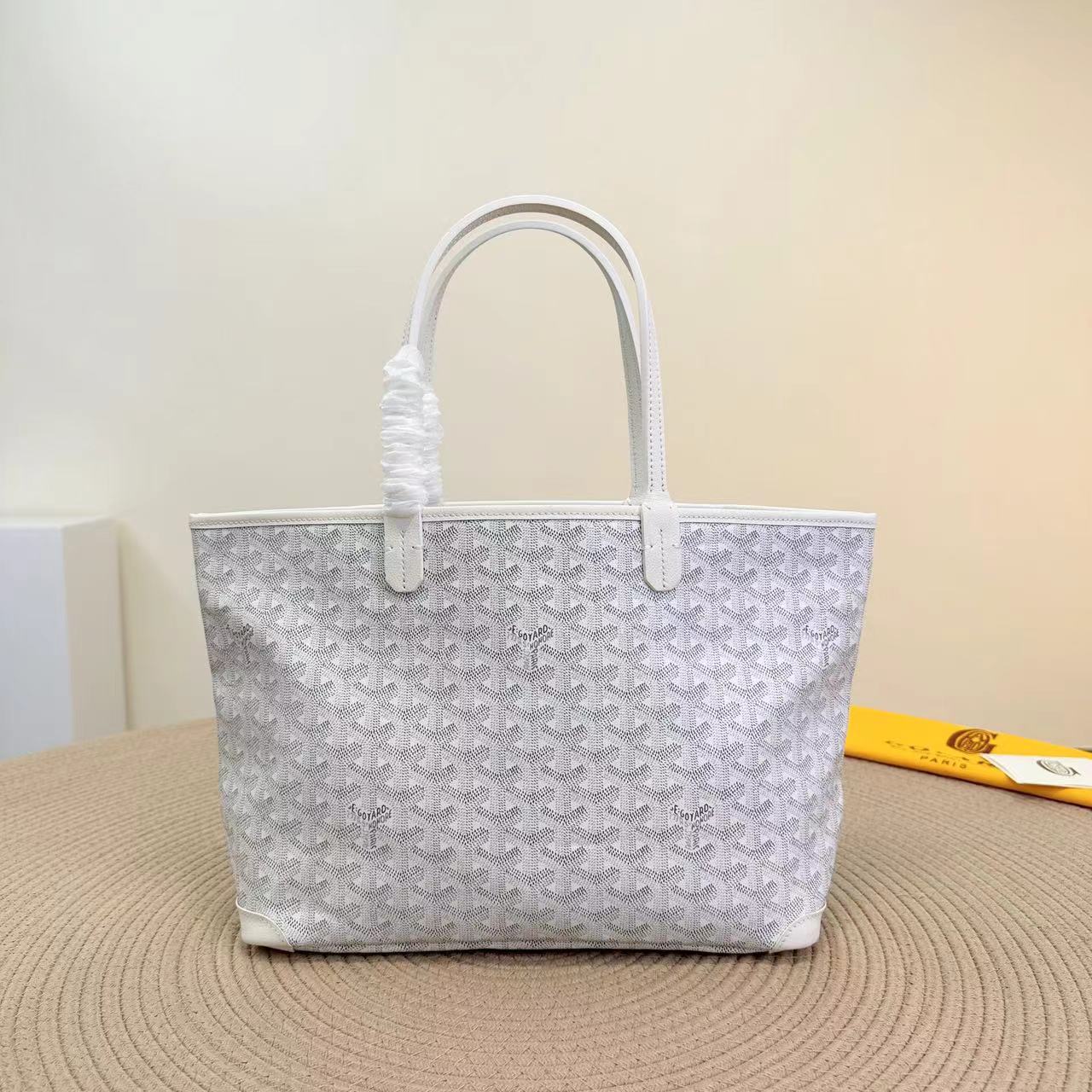 Goyard ゴヤール バッグ