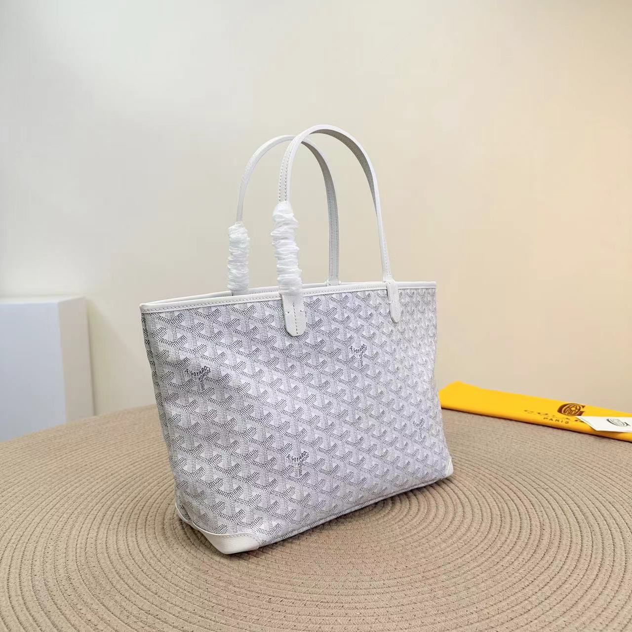 Goyard ゴヤール バッグ