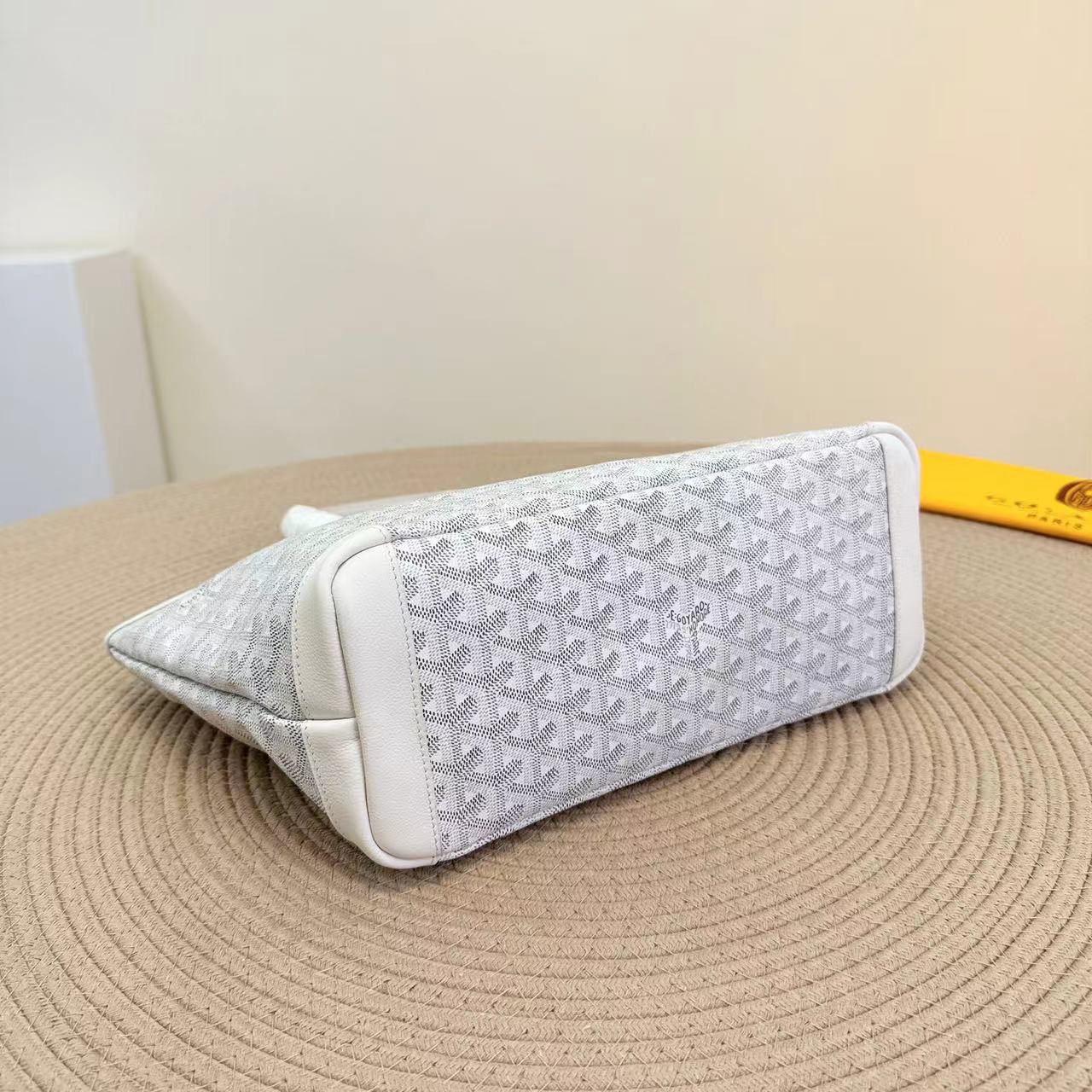 Goyard ゴヤール バッグ