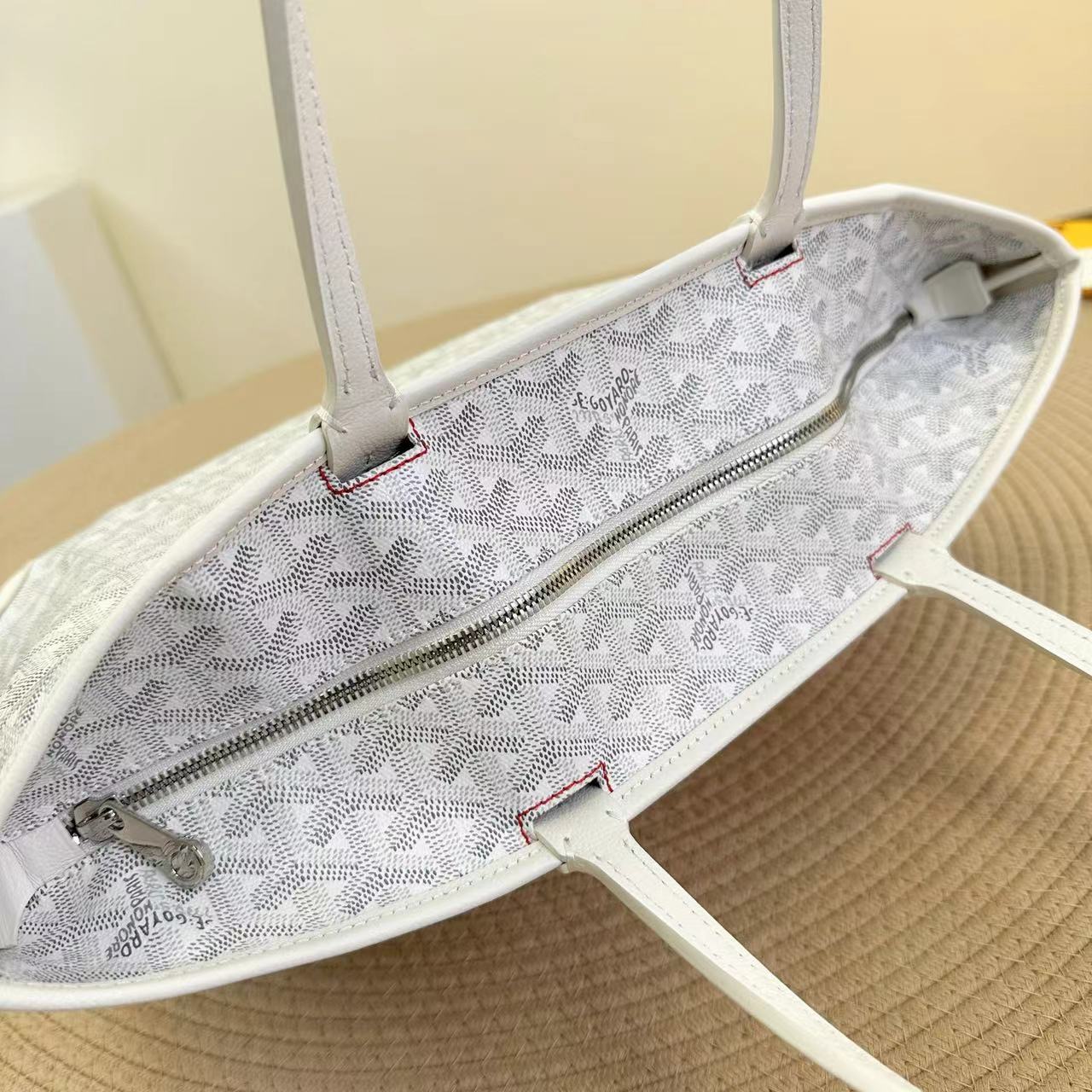 Goyard ゴヤール バッグ