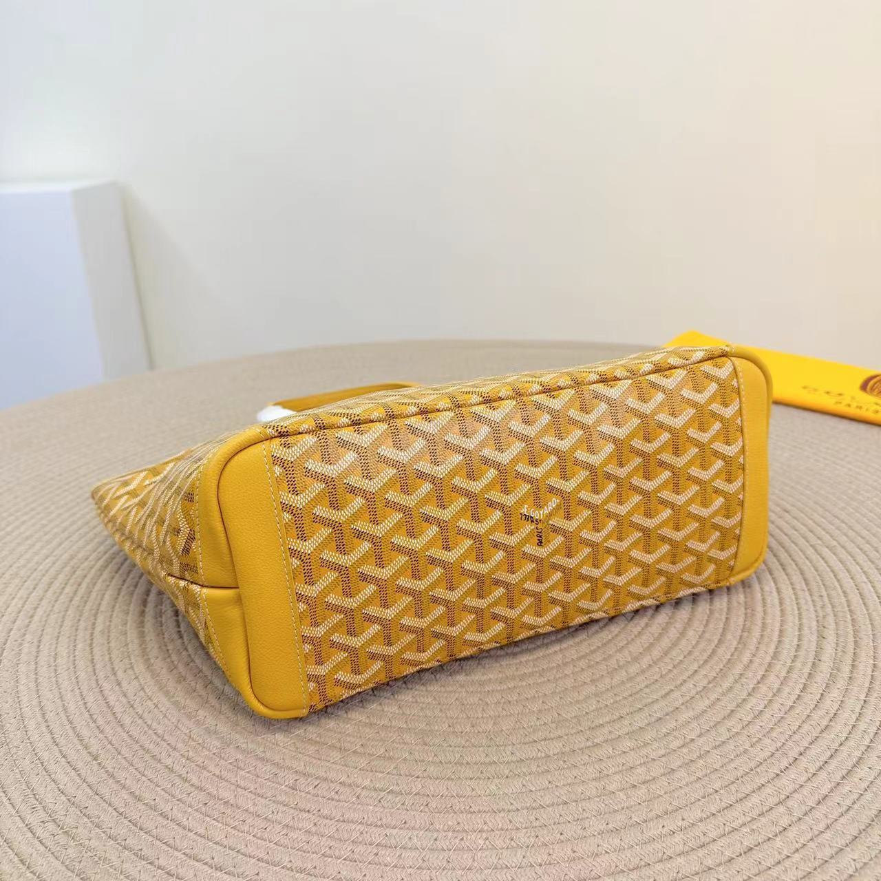 Goyard ゴヤール バッグ