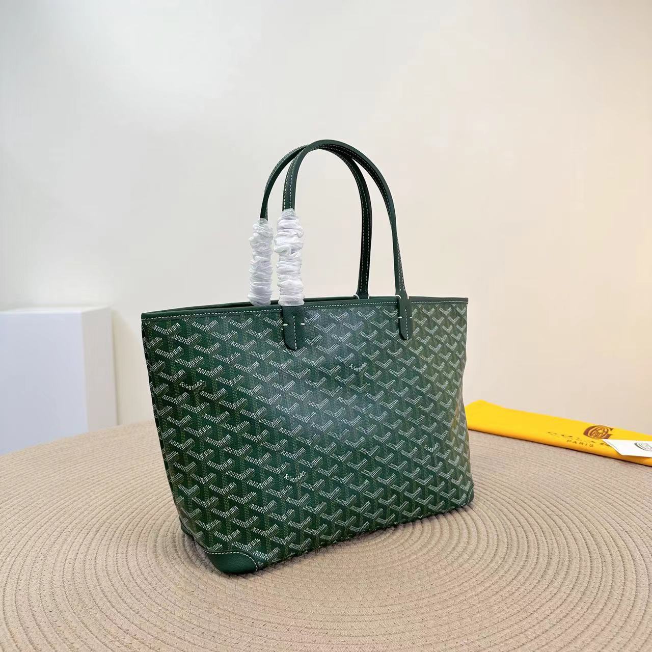 Goyard ゴヤール バッグ