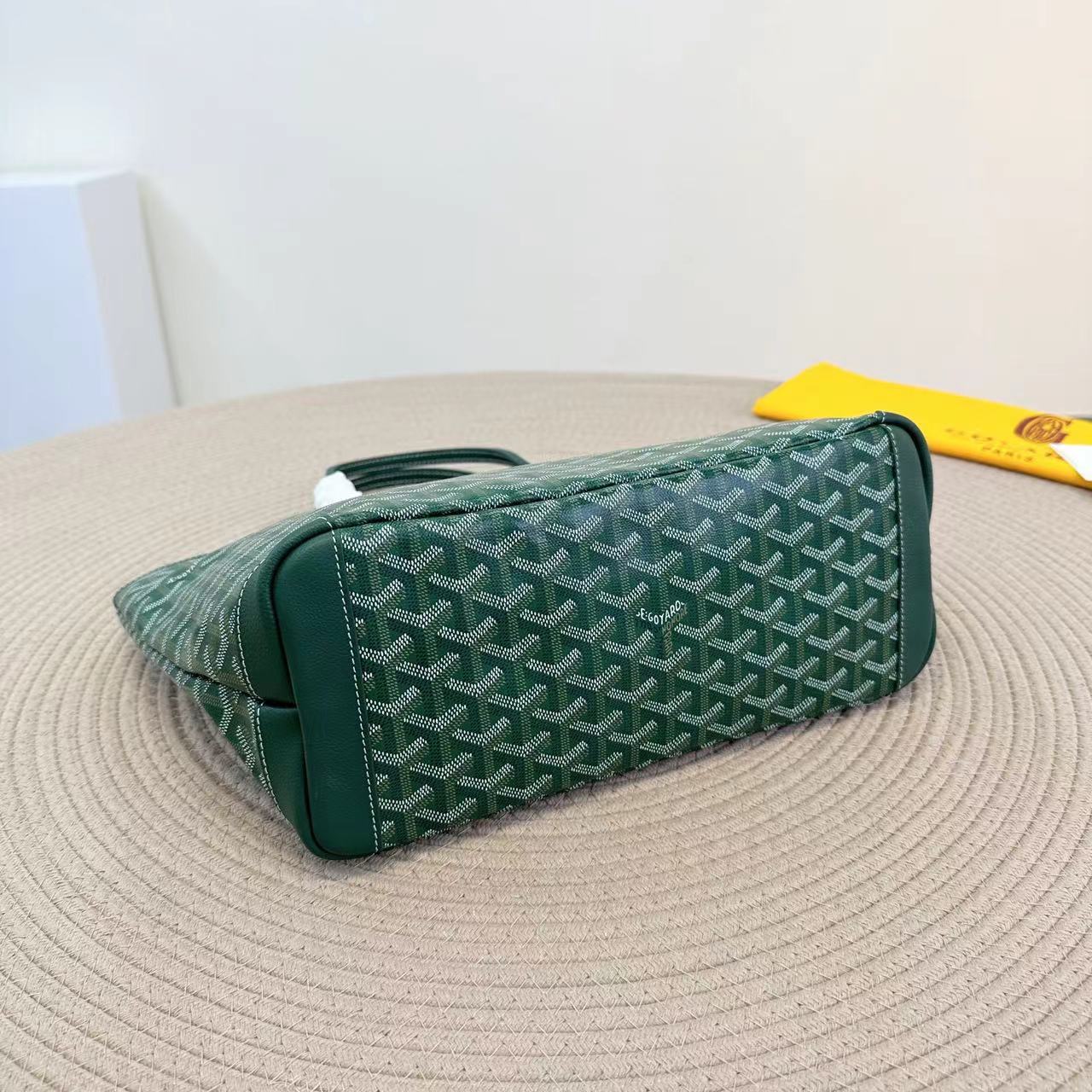 Goyard ゴヤール バッグ