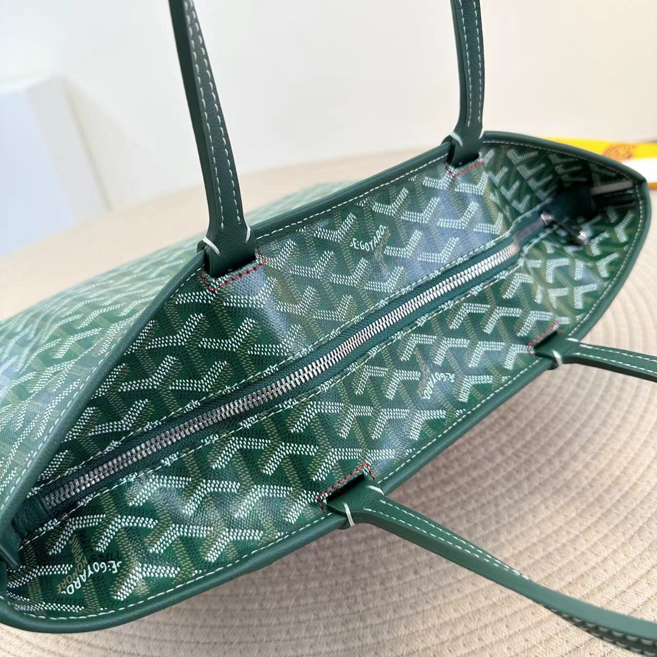 Goyard ゴヤール バッグ