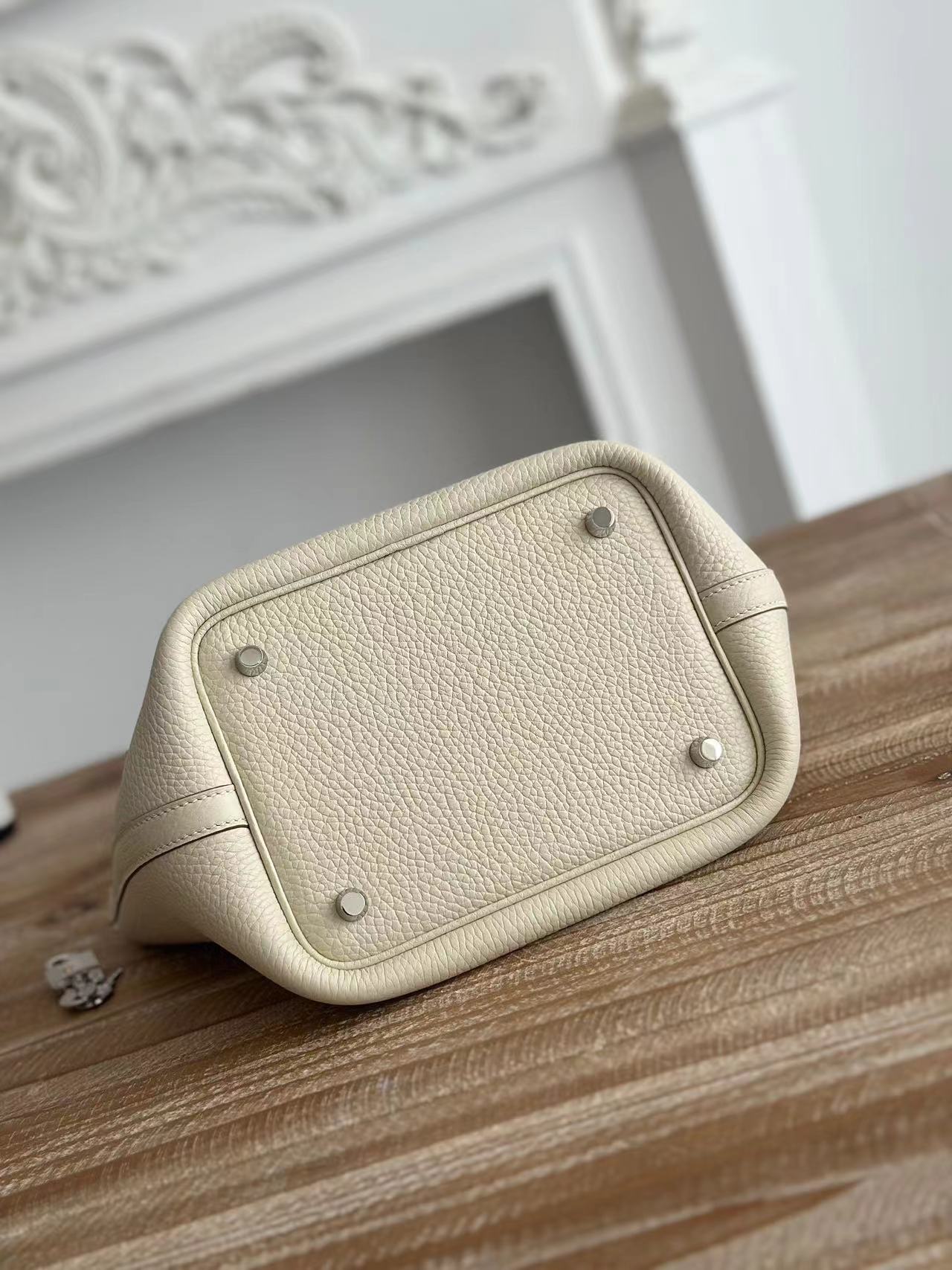 Hermes エルメス バッグ