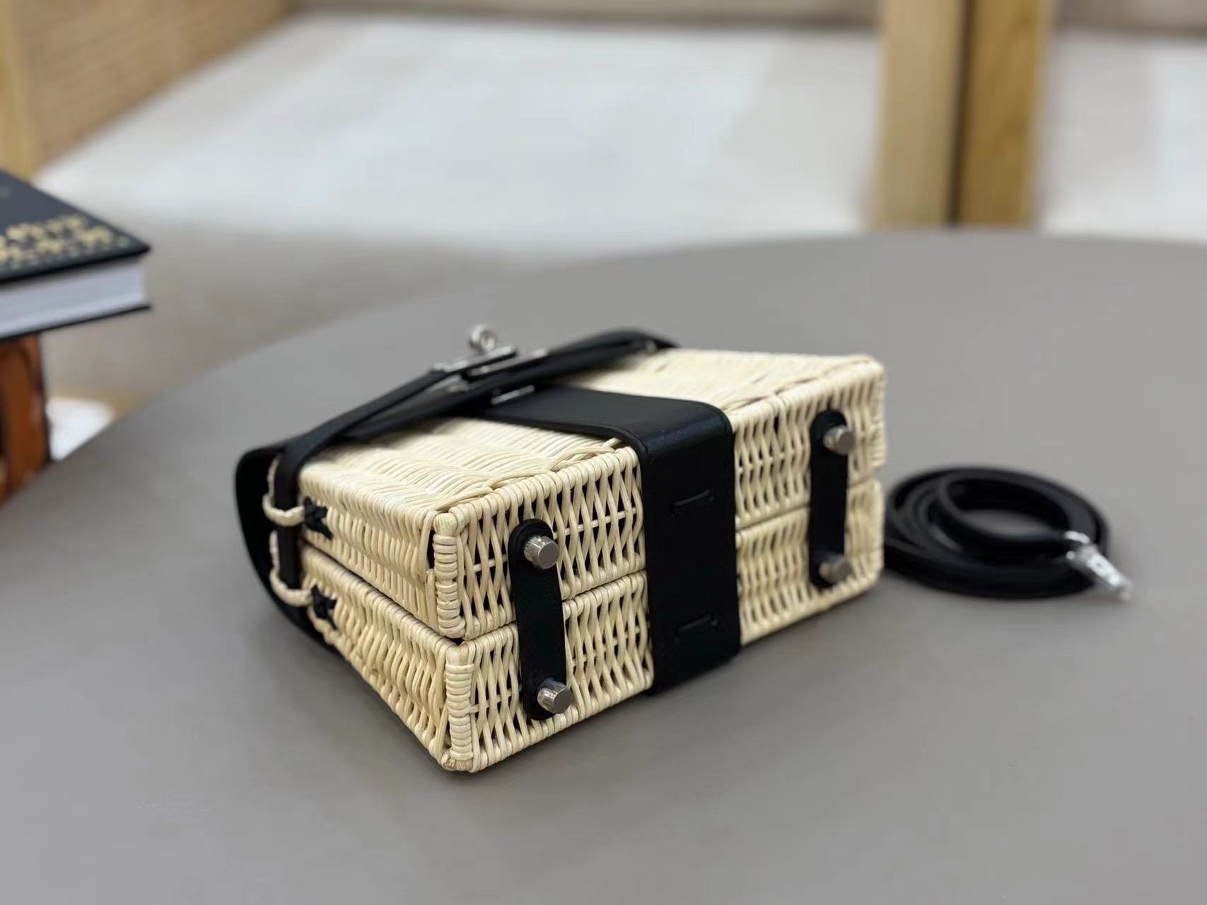 Hermes エルメス バッグ