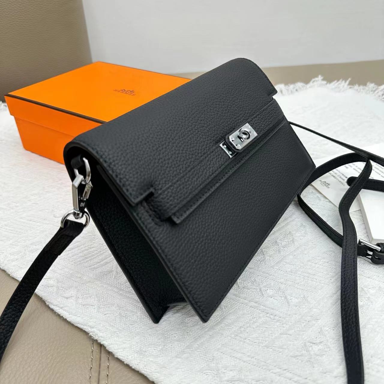 Hermes エルメス バッグ