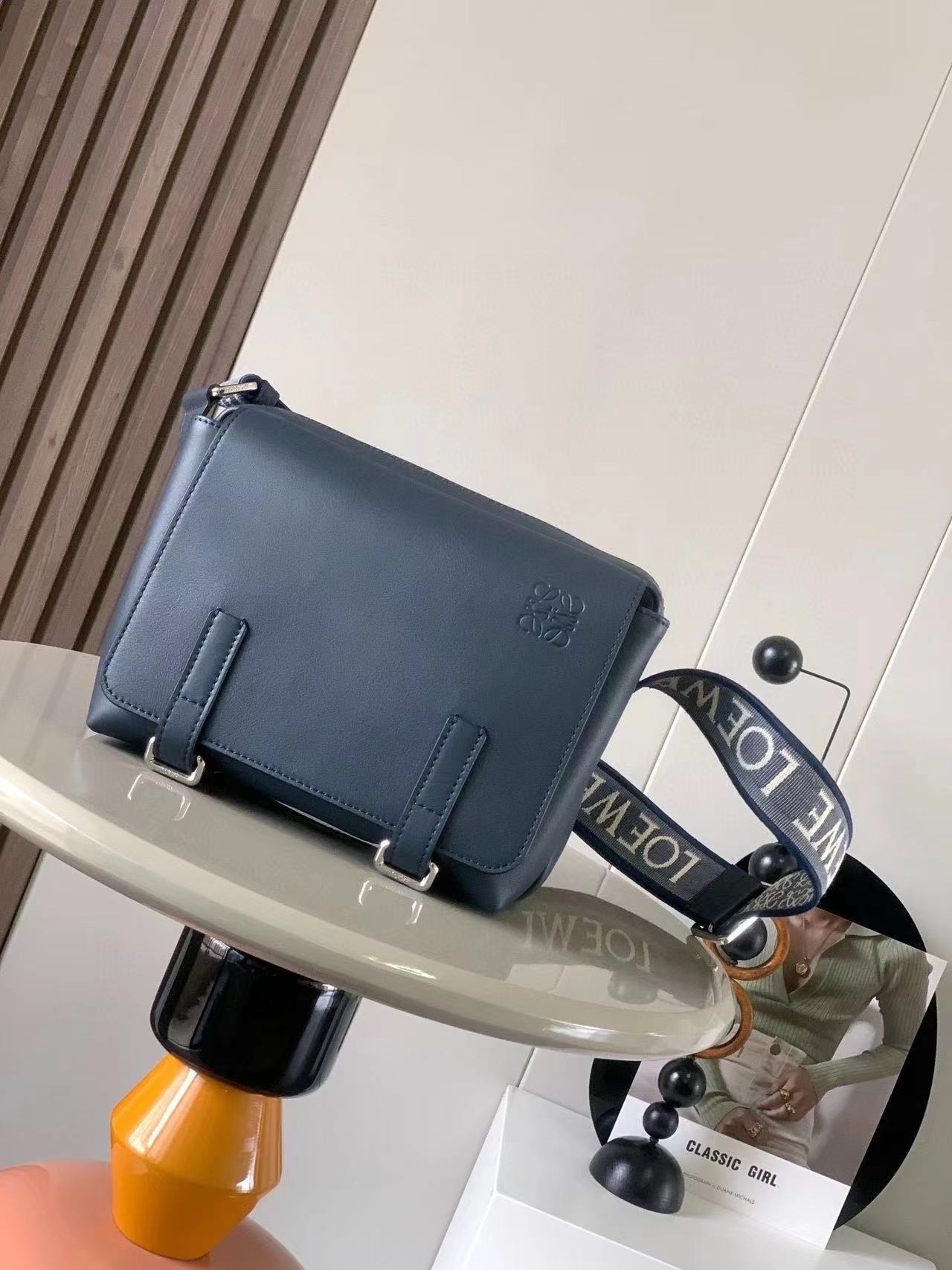 Loewe ロエベ バッグ