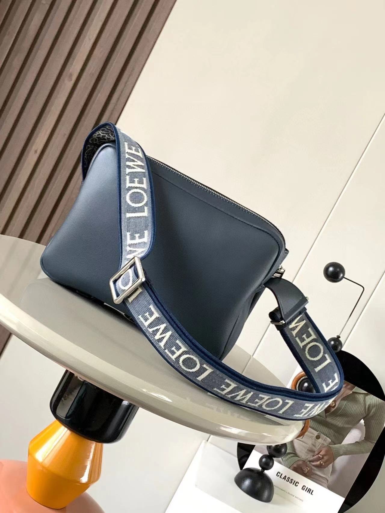 Loewe ロエベ バッグ