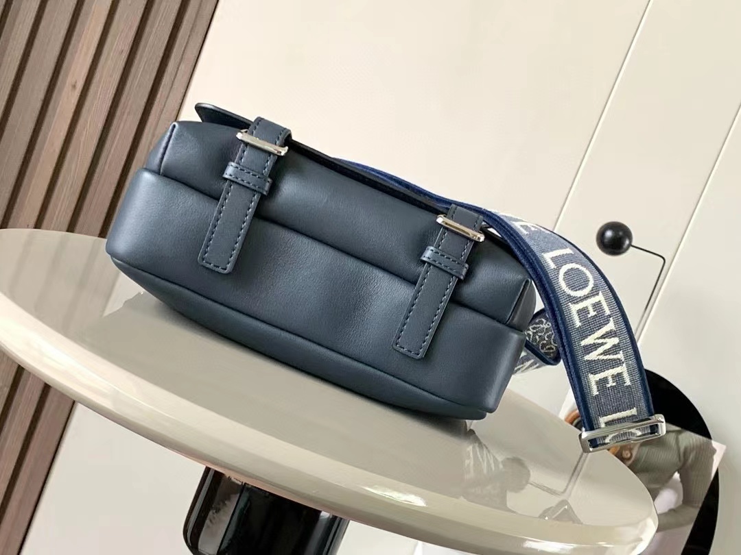 Loewe ロエベ バッグ