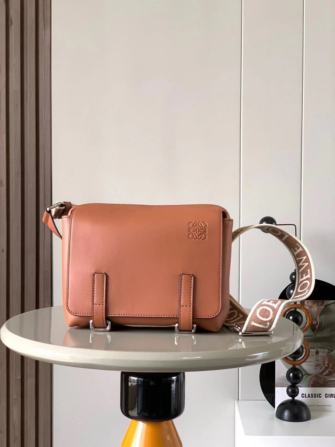 Loewe ロエベ バッグ