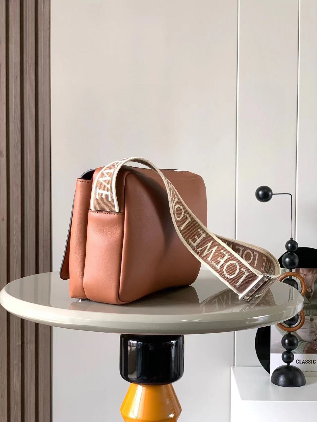 Loewe ロエベ バッグ