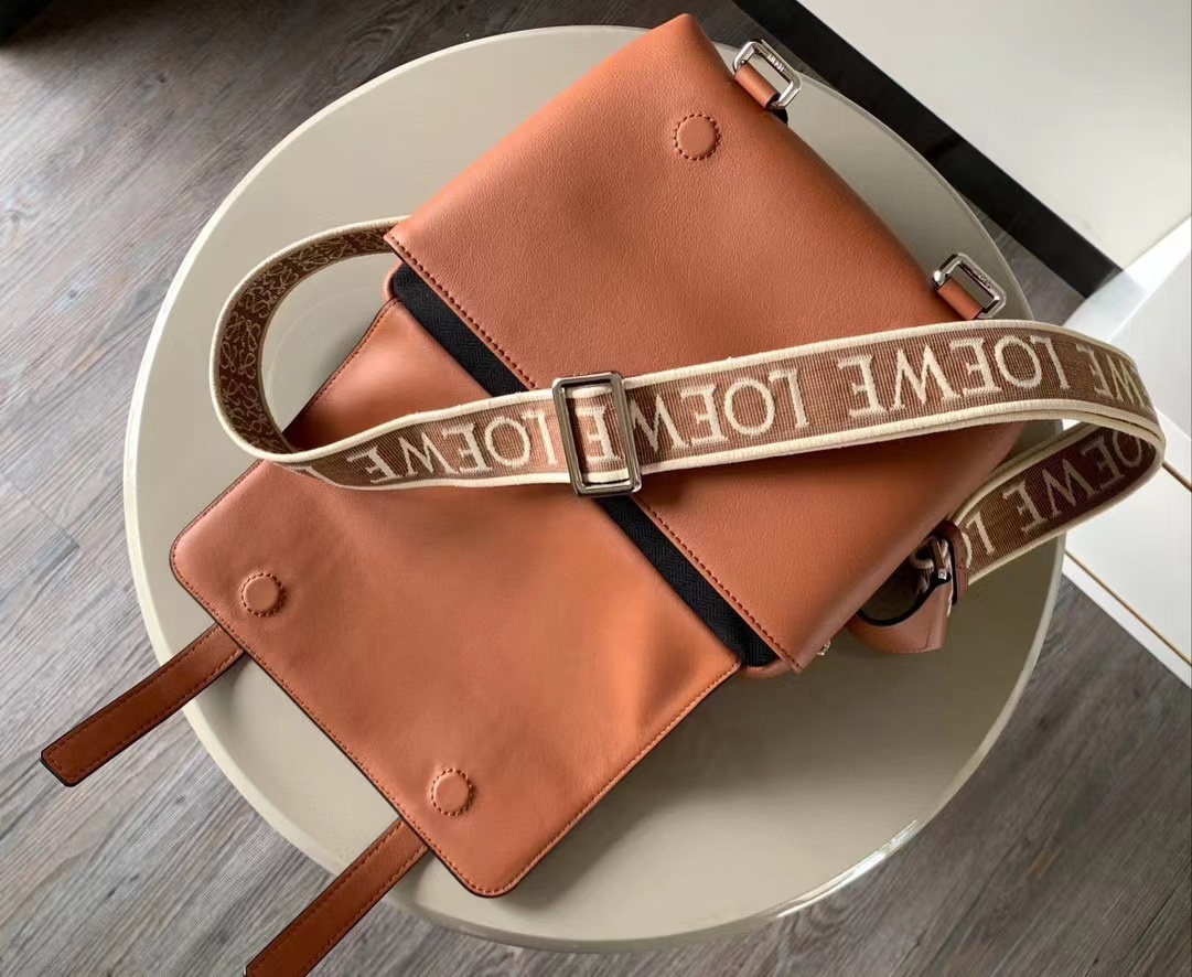 Loewe ロエベ バッグ
