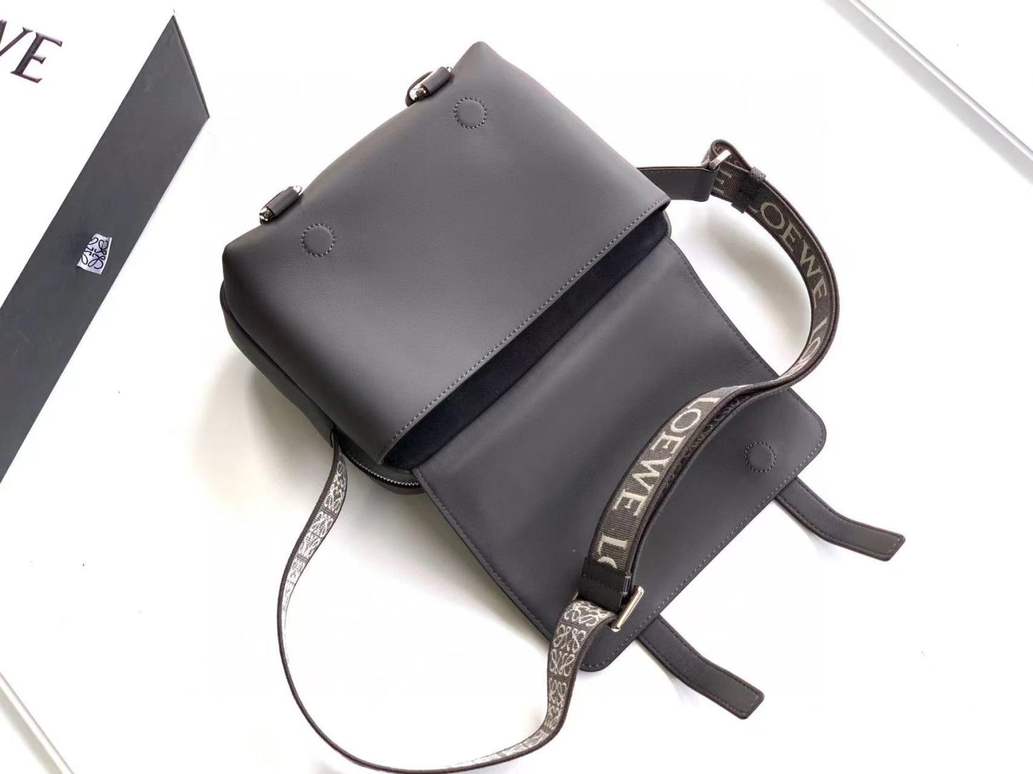 Loewe ロエベ バッグ