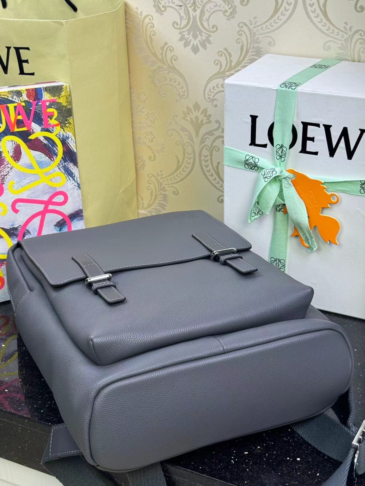 Loewe ロエベ バッグ