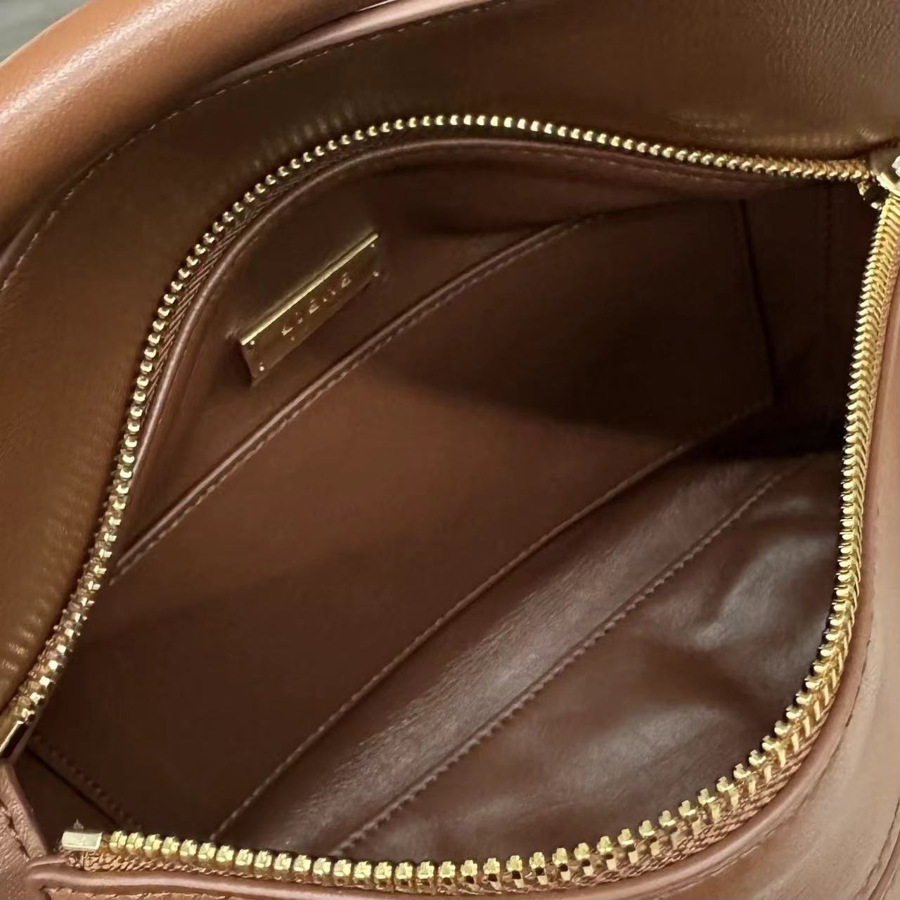 Loewe ロエベ バッグ