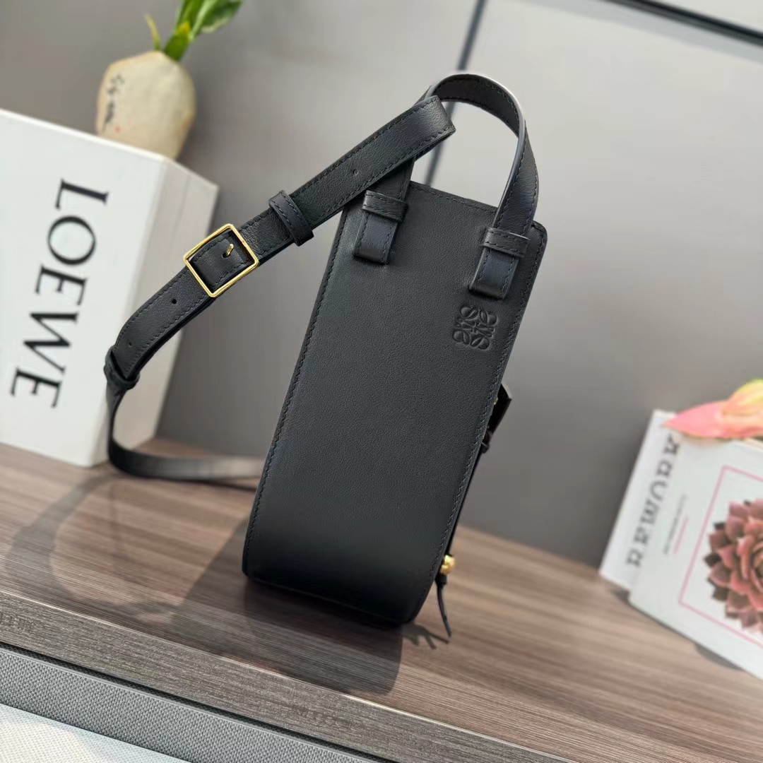 Loewe ロエベ バッグ