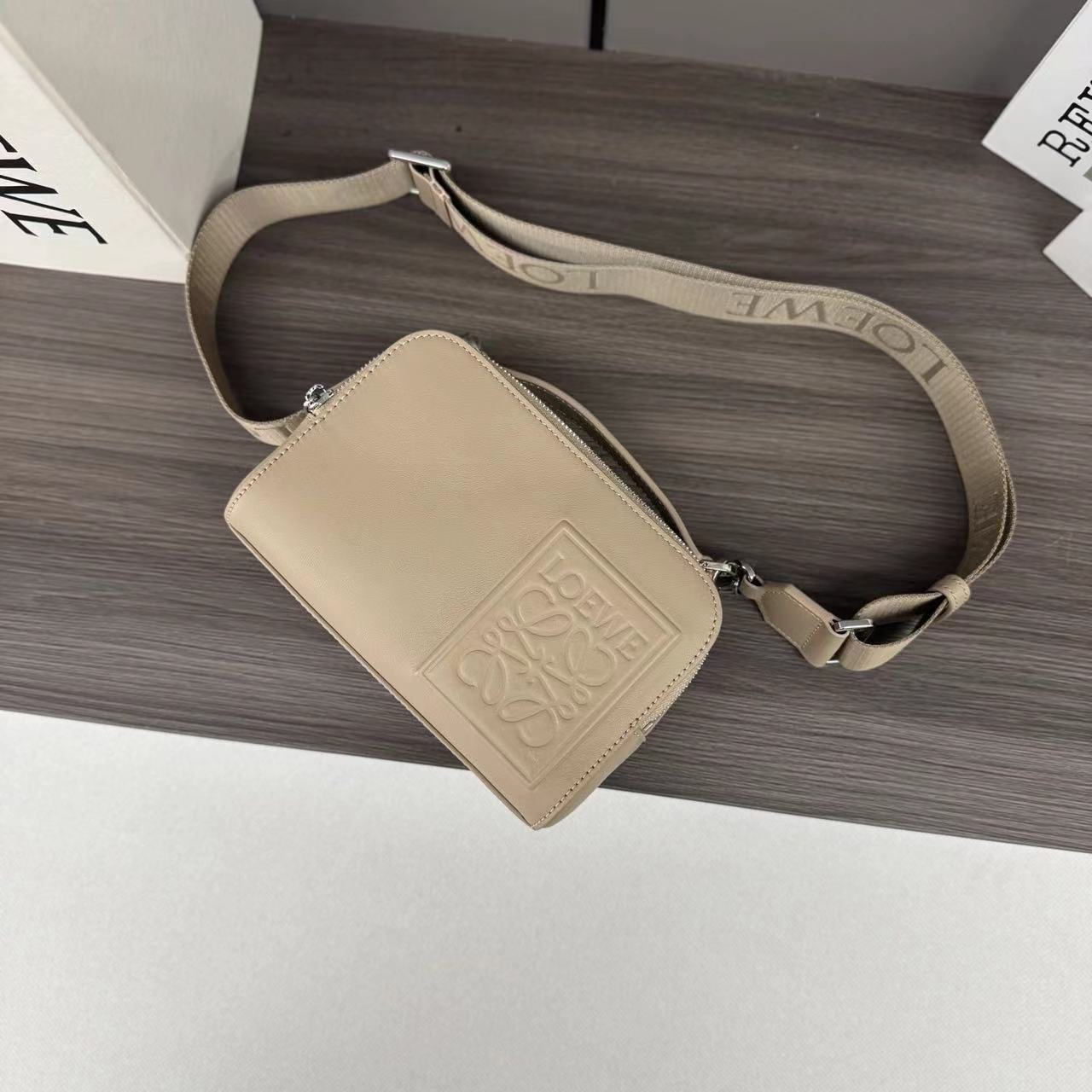 Loewe ロエベ バッグ
