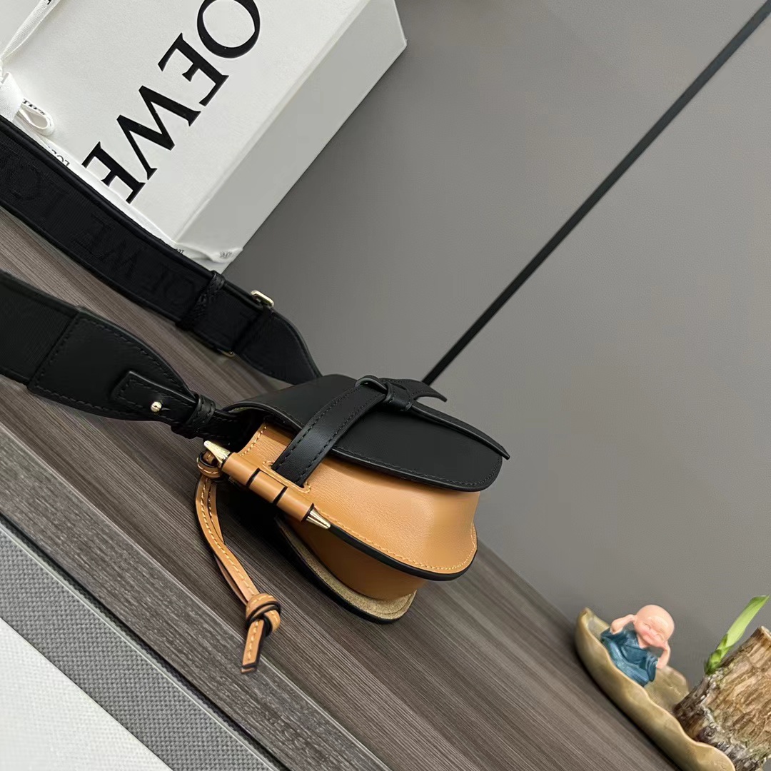 Loewe ロエベ バッグ