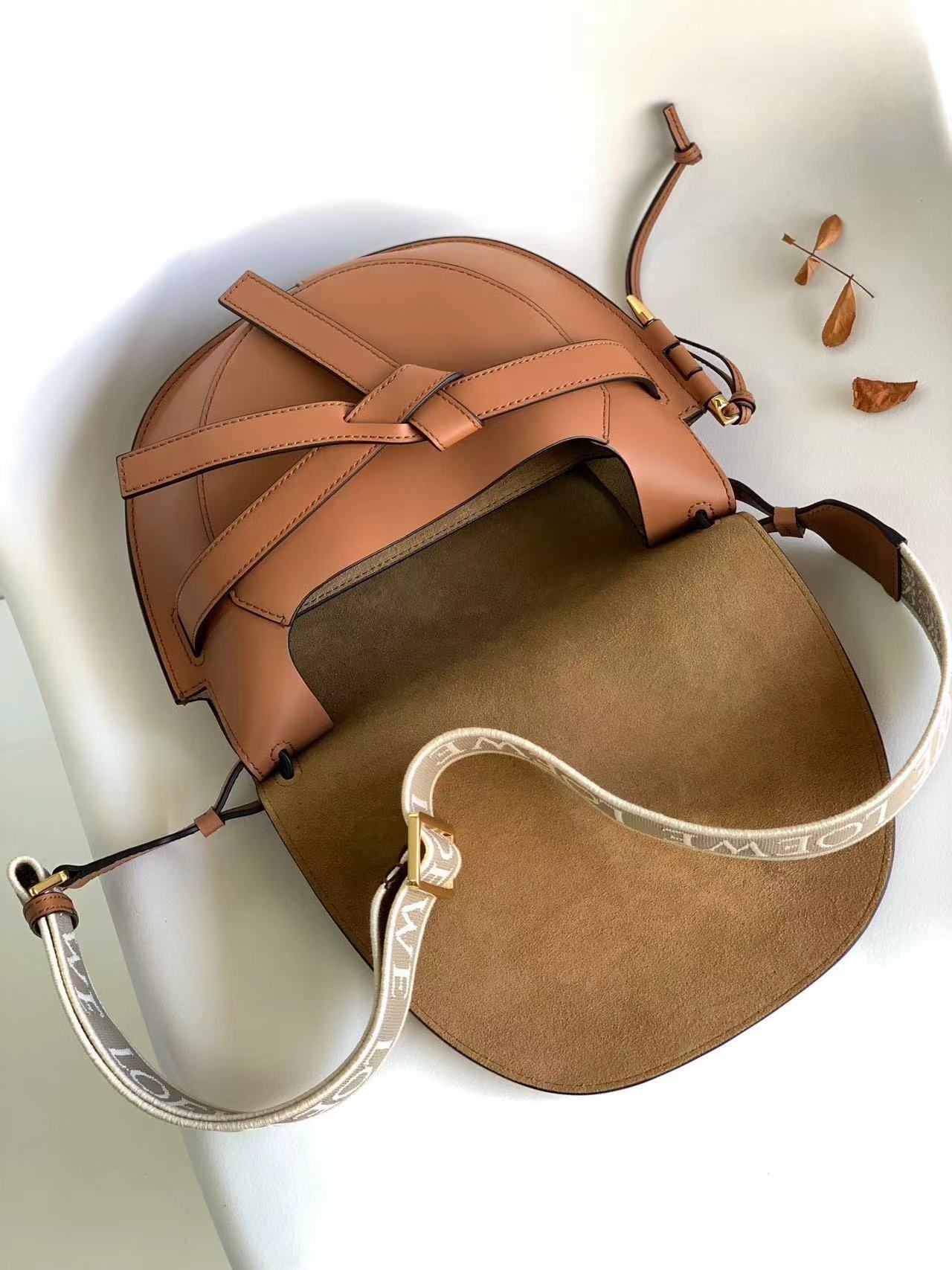Loewe ロエベ バッグ