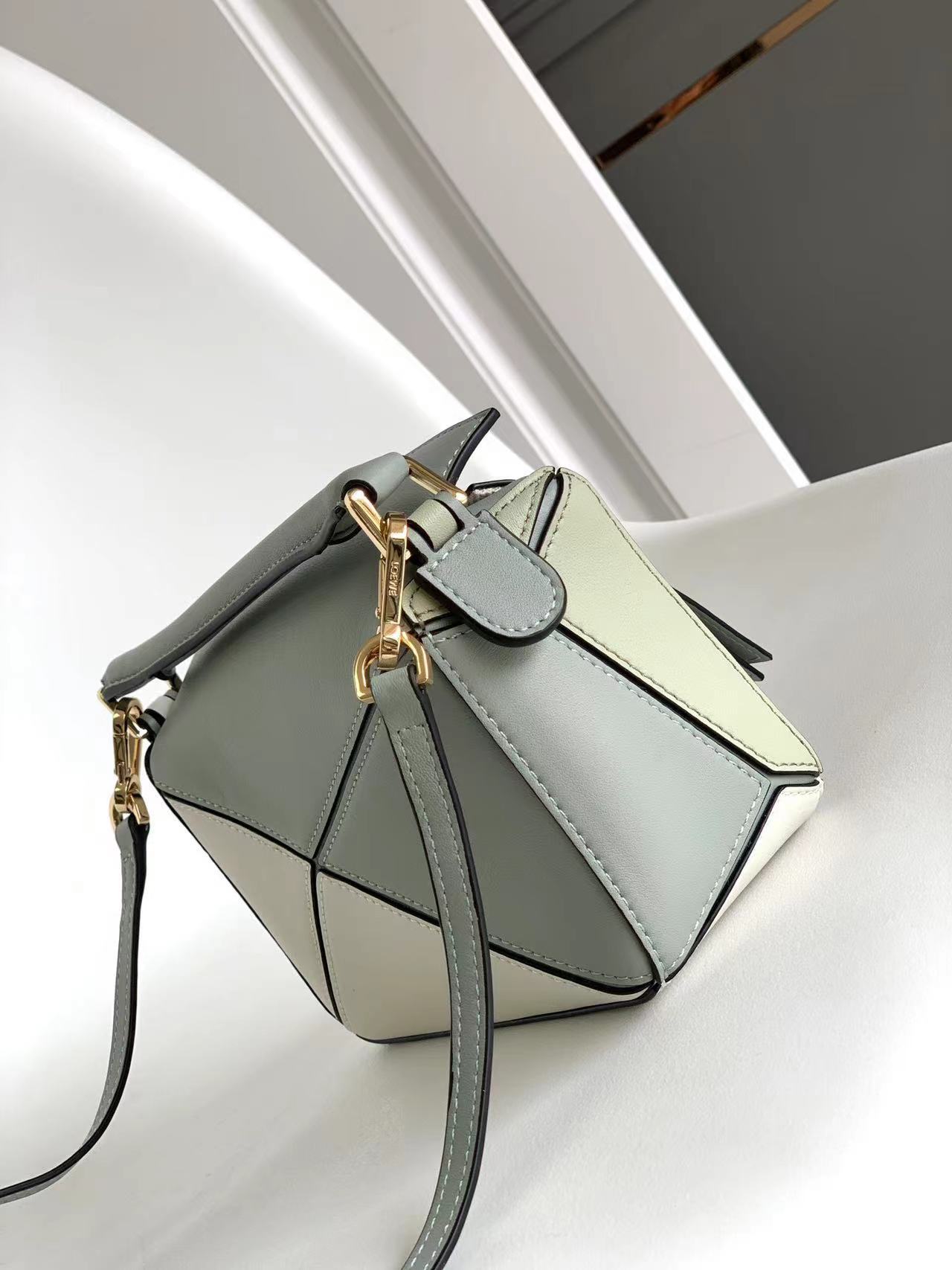 Loewe ロエベ バッグ