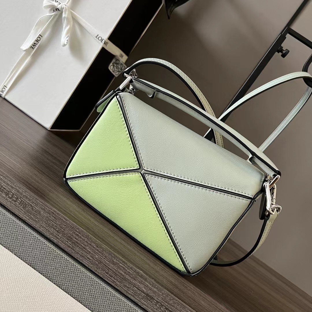 Loewe ロエベ バッグ