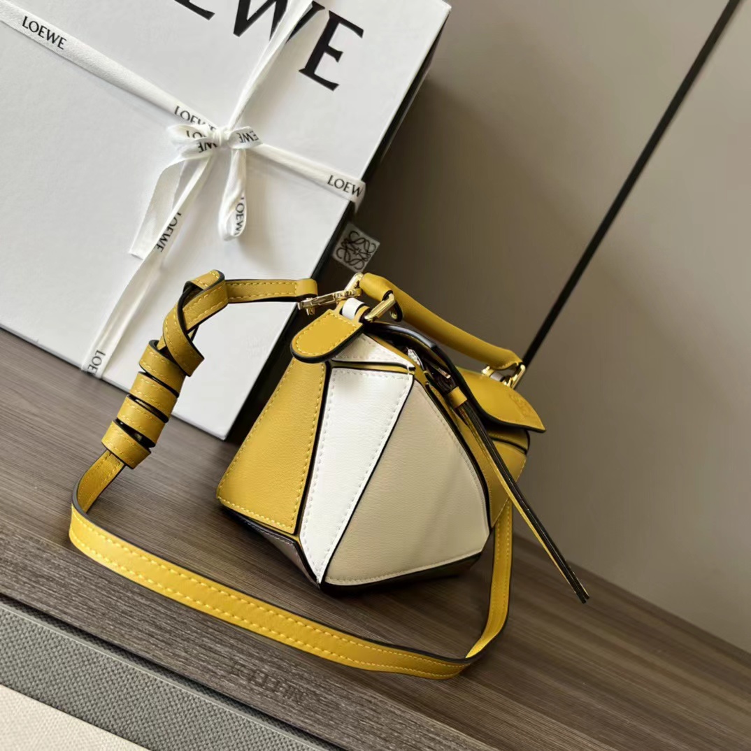 Loewe ロエベ バッグ