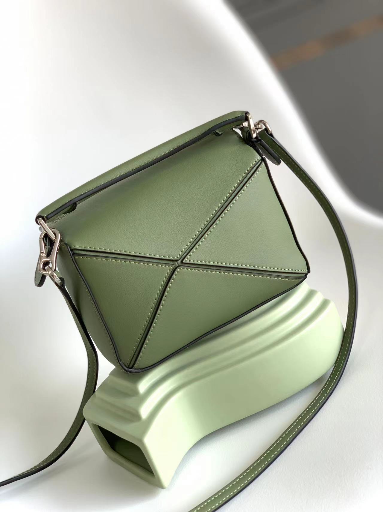 Loewe ロエベ バッグ