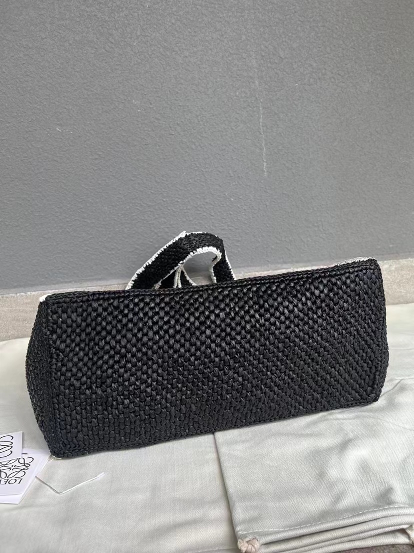 Loewe ロエベ バッグ
