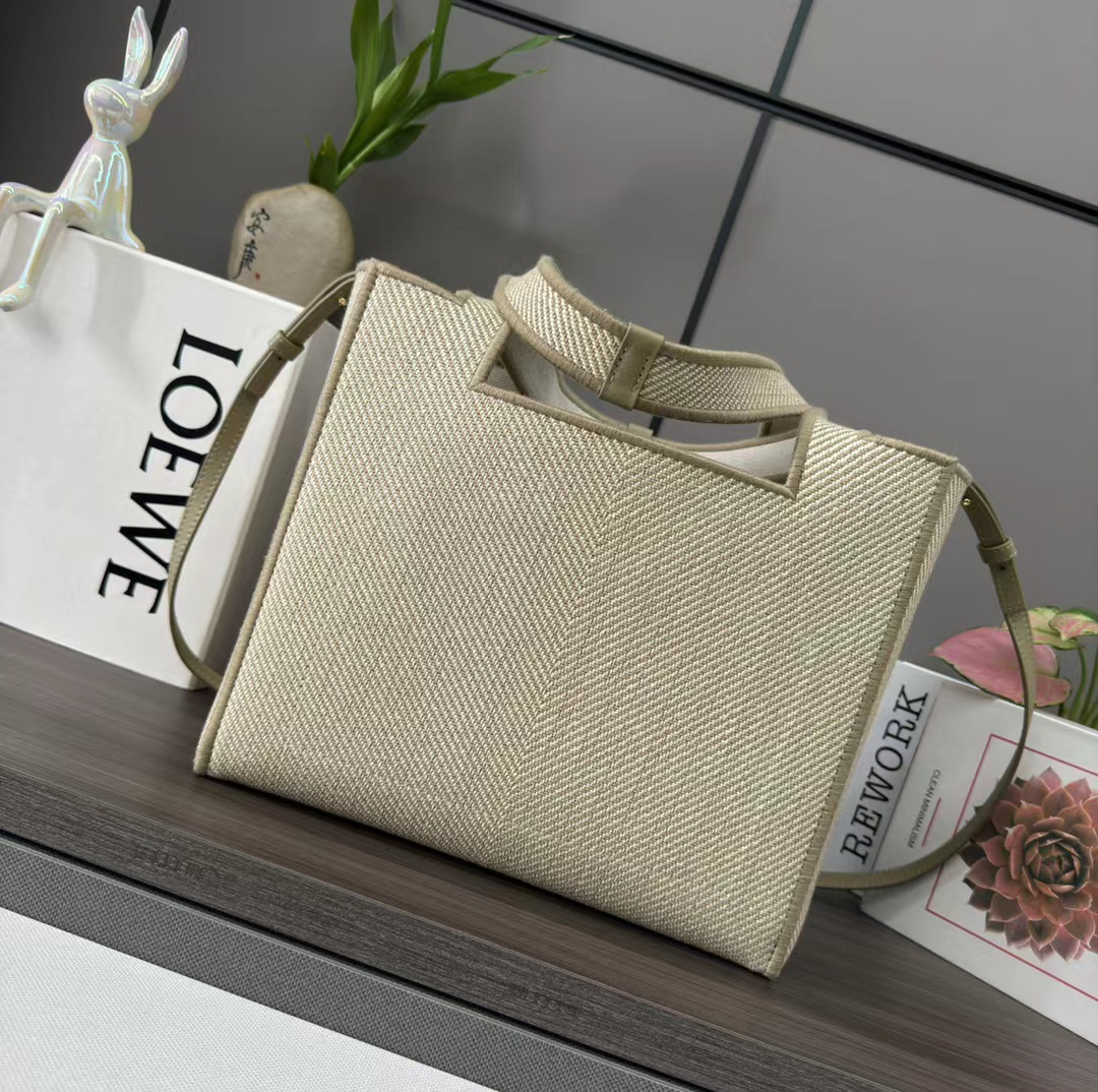 Loewe ロエベ バッグ