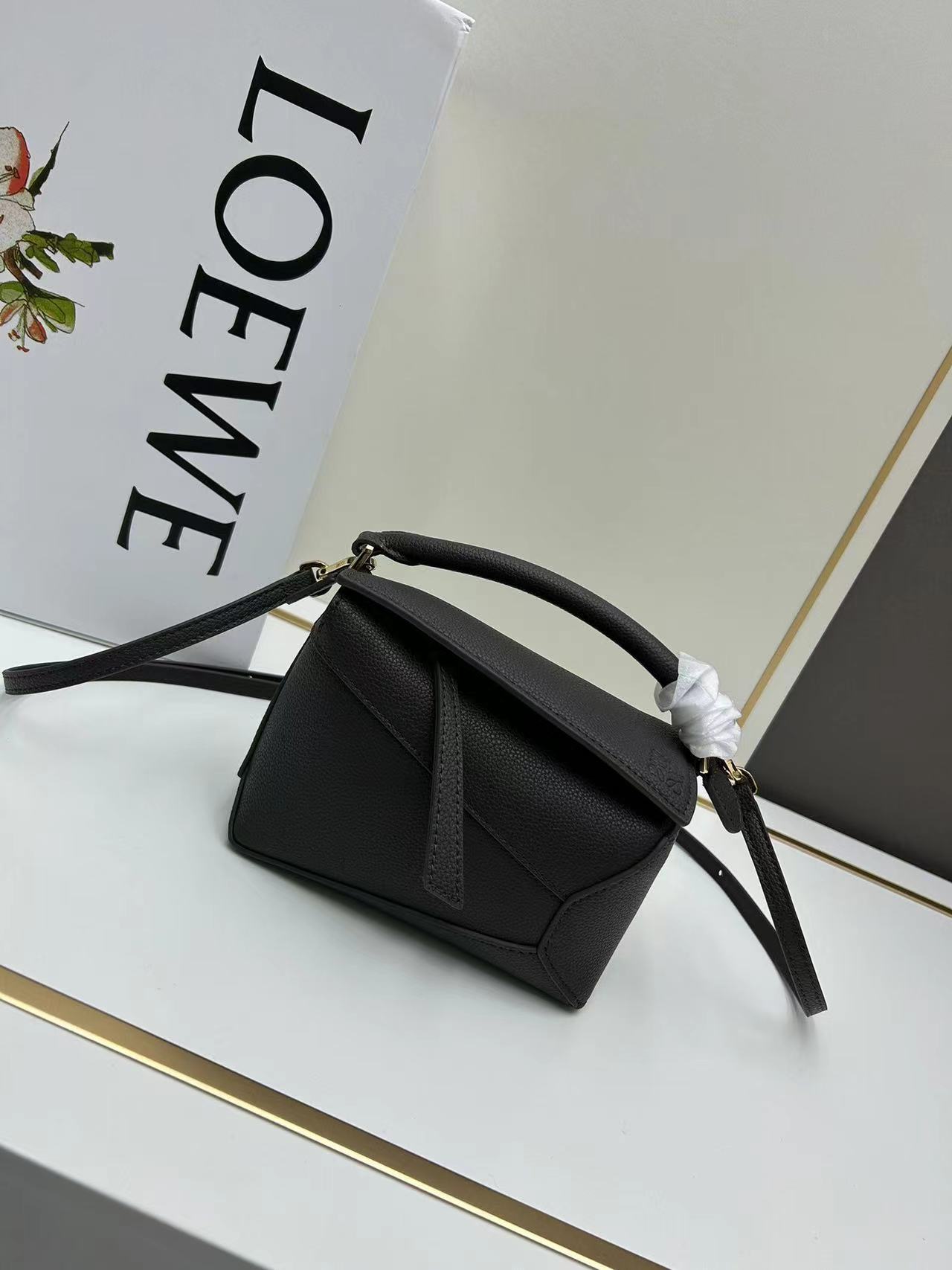 Loewe ロエベ バッグ