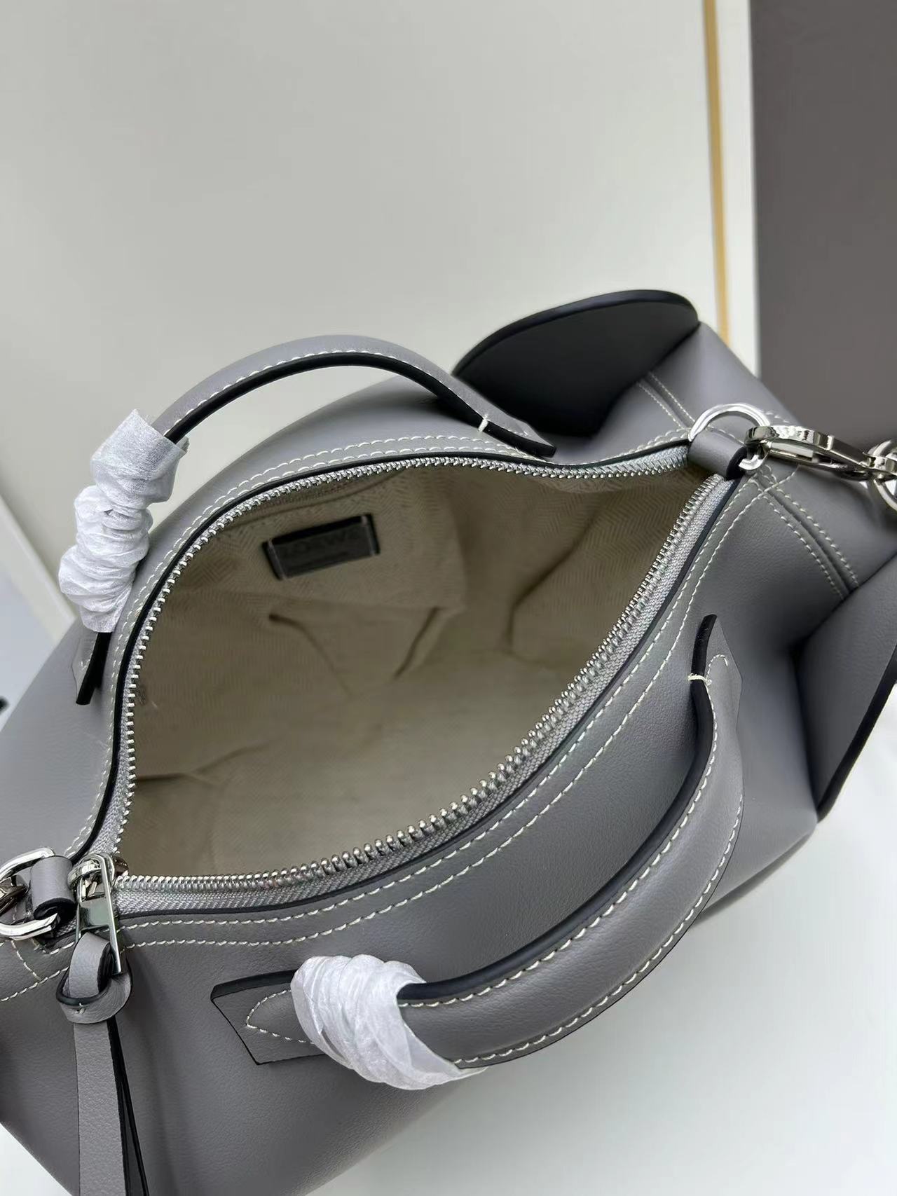 Loewe ロエベ バッグ