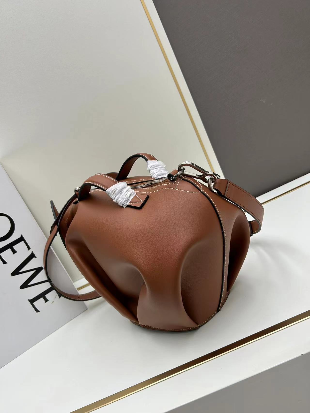 Loewe ロエベ バッグ
