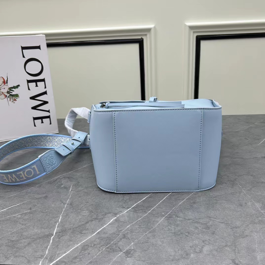 Loewe ロエベ バッグ