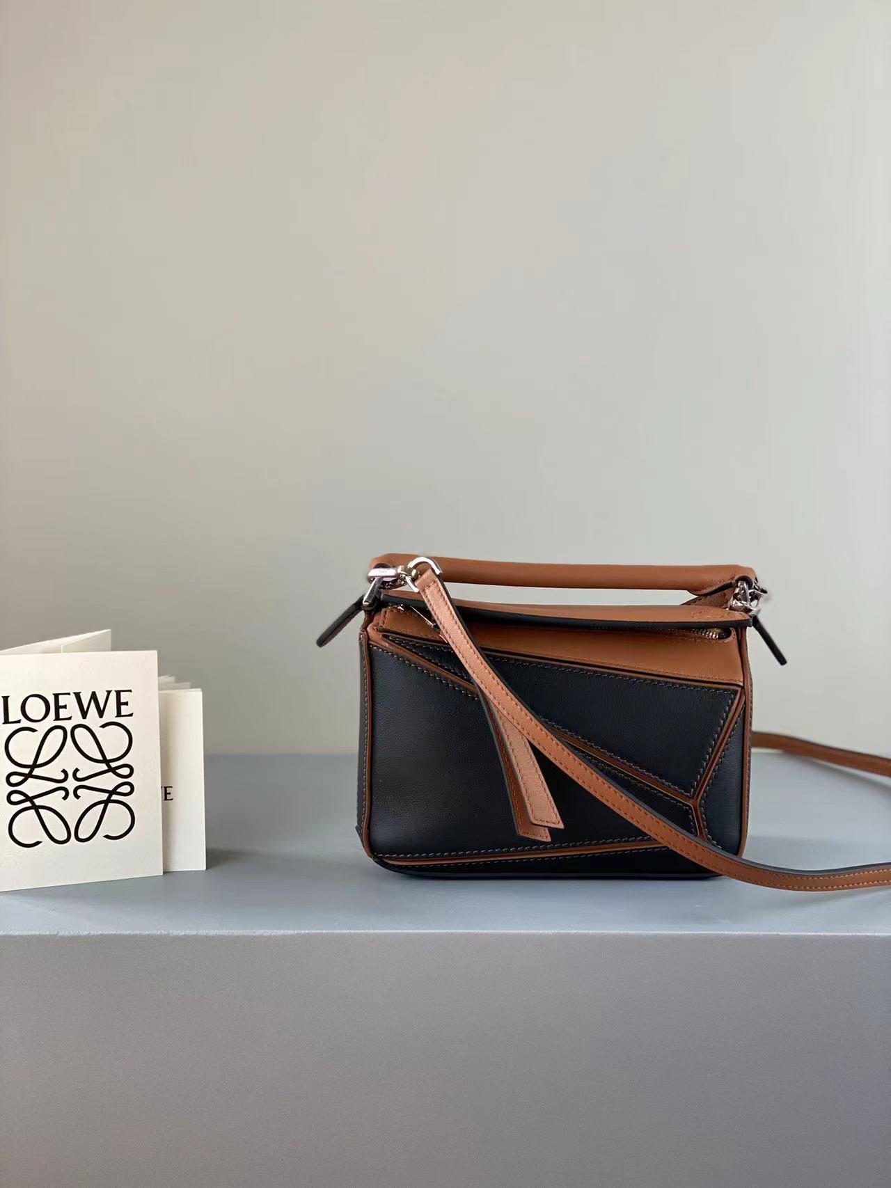 Loewe ロエベ バッグ