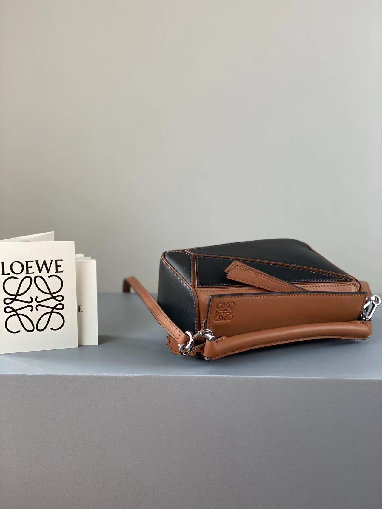 Loewe ロエベ バッグ