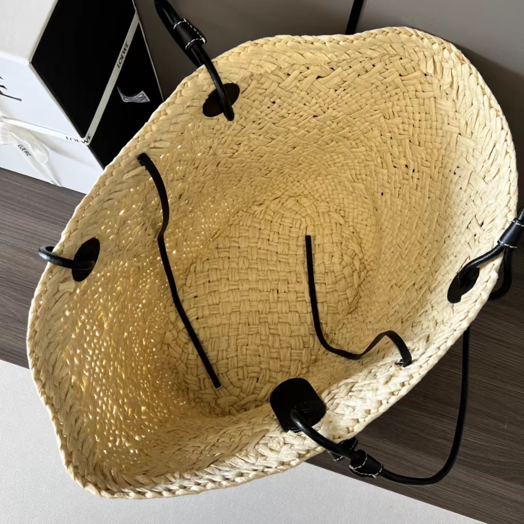 Loewe ロエベ バッグ