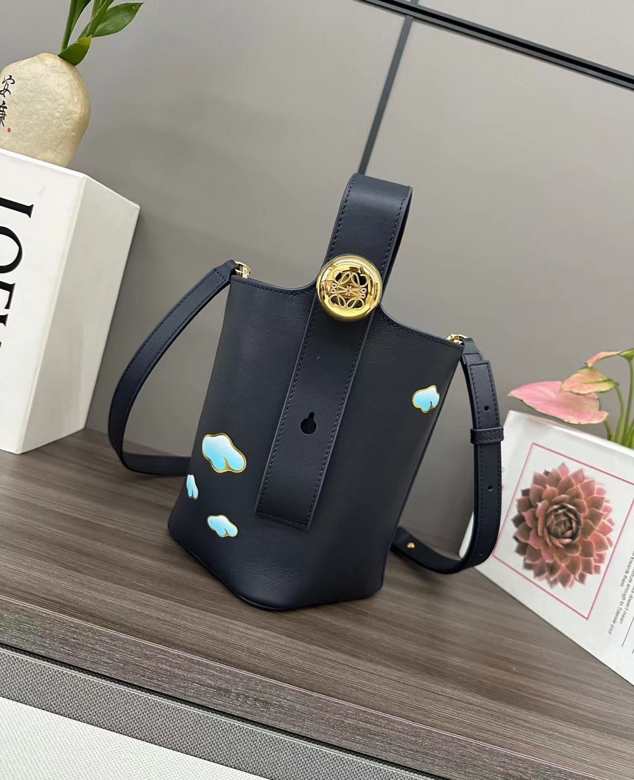 Loewe ロエベ バッグ