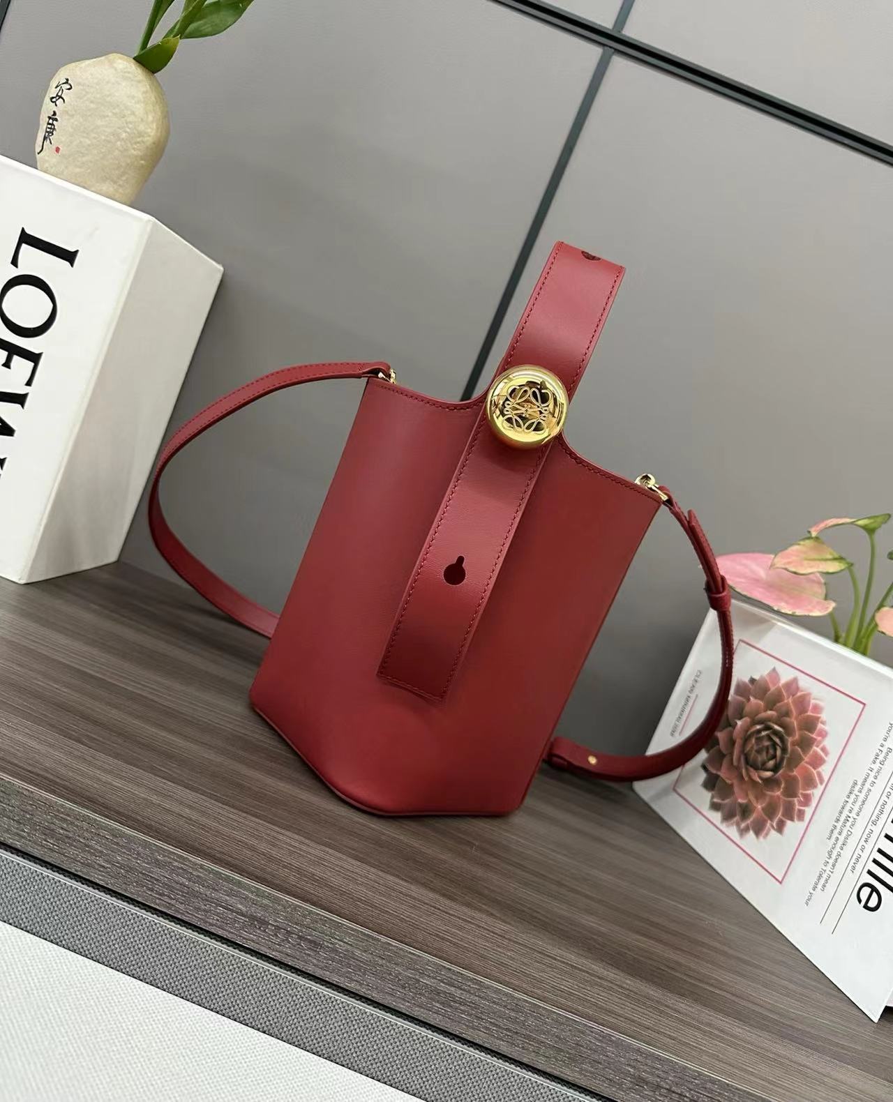 Loewe ロエベ バッグ