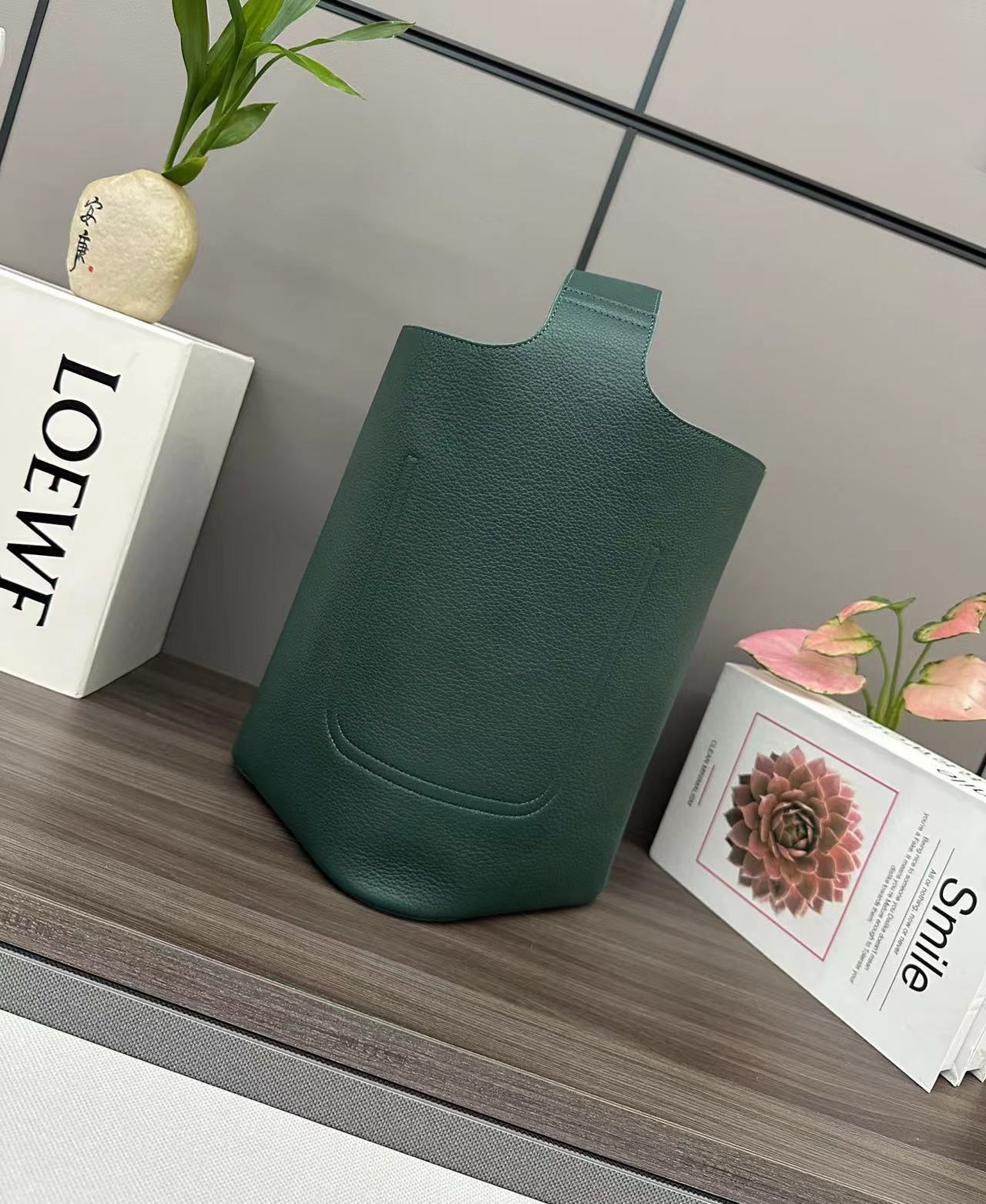 Loewe ロエベ バッグ