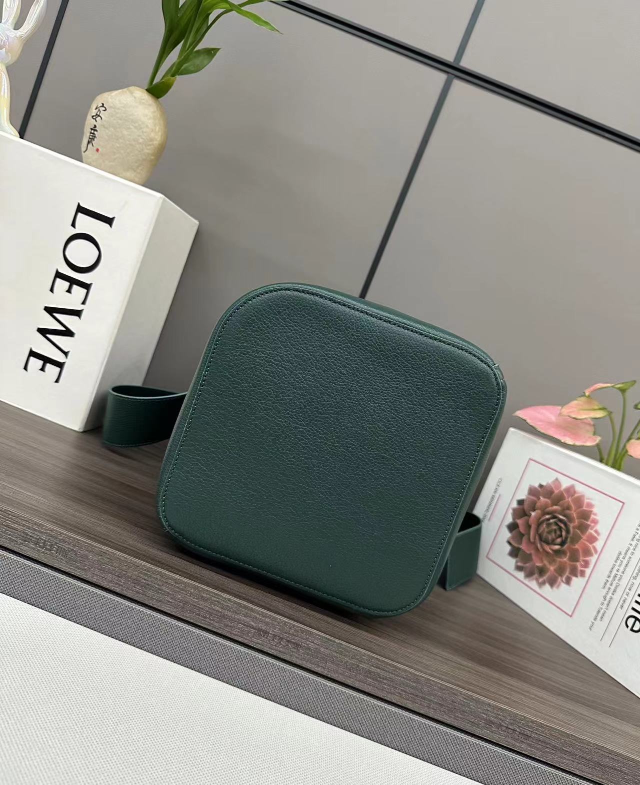 Loewe ロエベ バッグ
