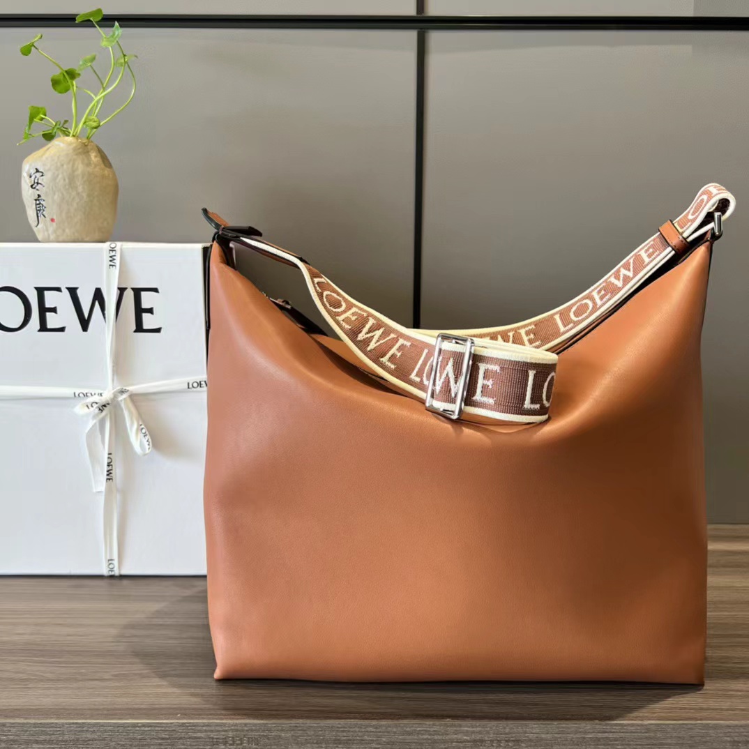 Loewe ロエベ バッグ