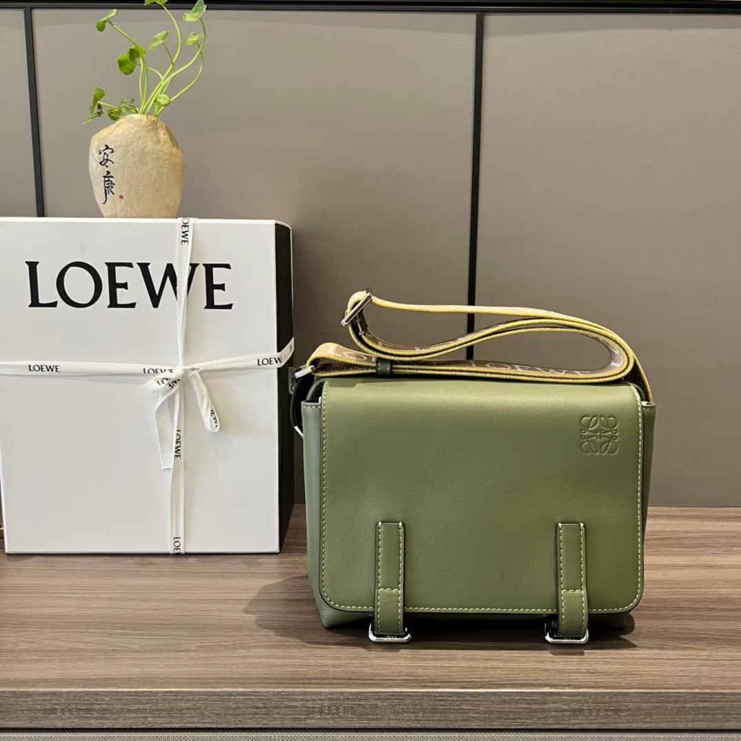 Loewe ロエベ バッグ