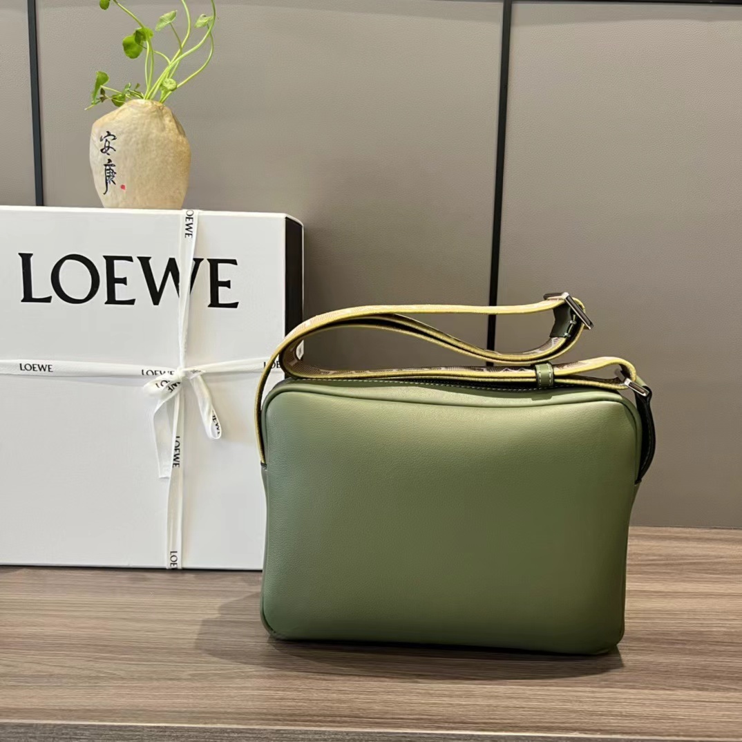 Loewe ロエベ バッグ
