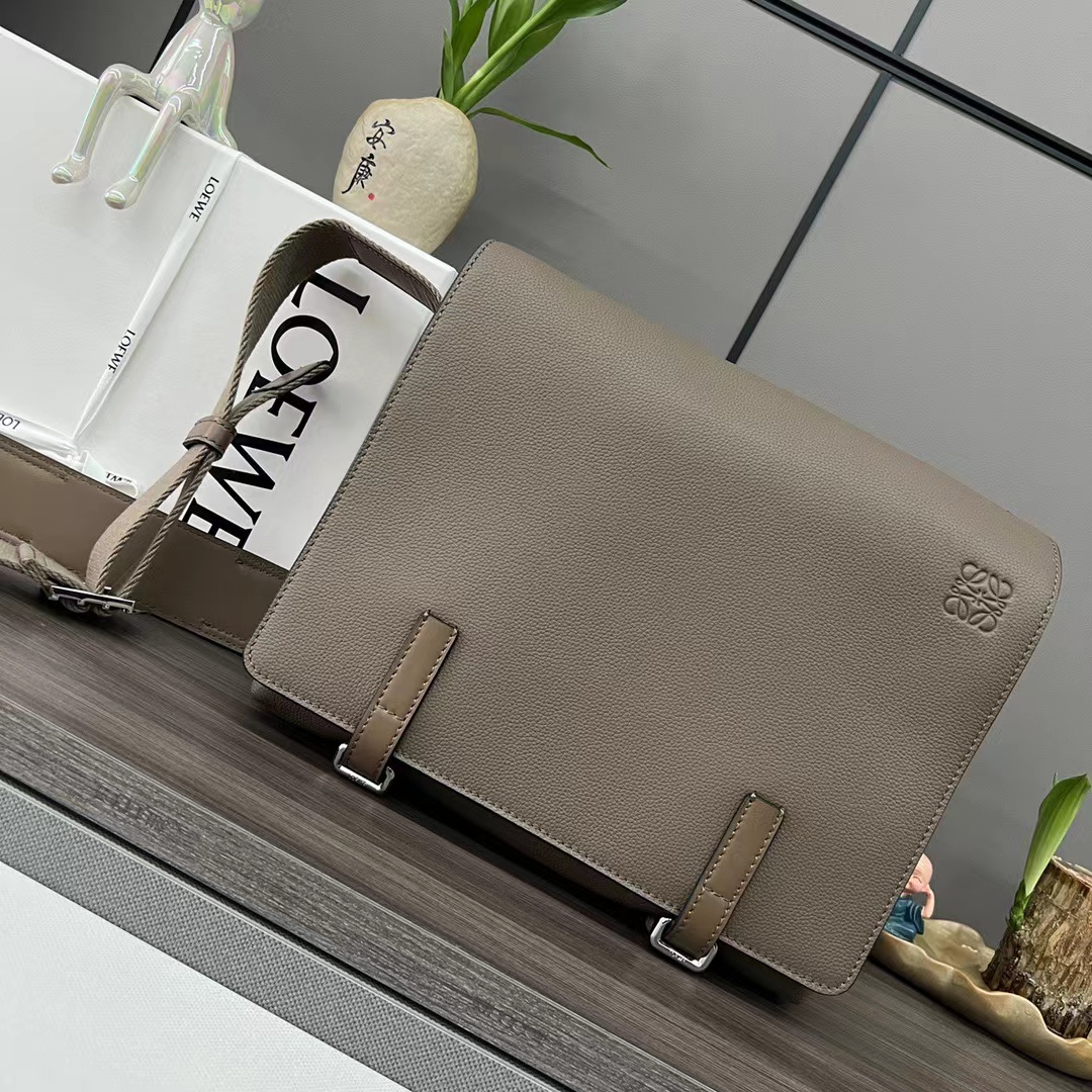 Loewe ロエベ バッグ