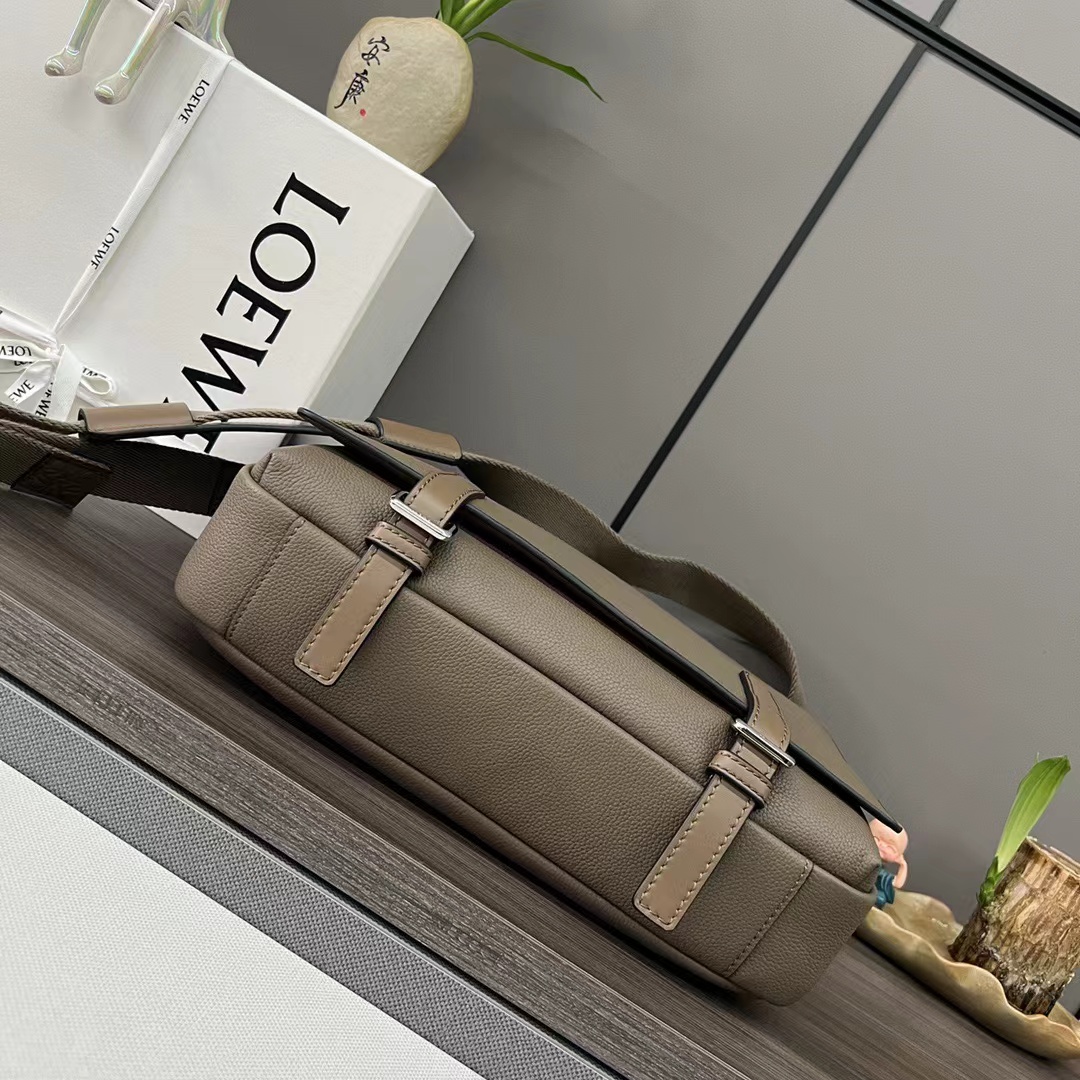 Loewe ロエベ バッグ