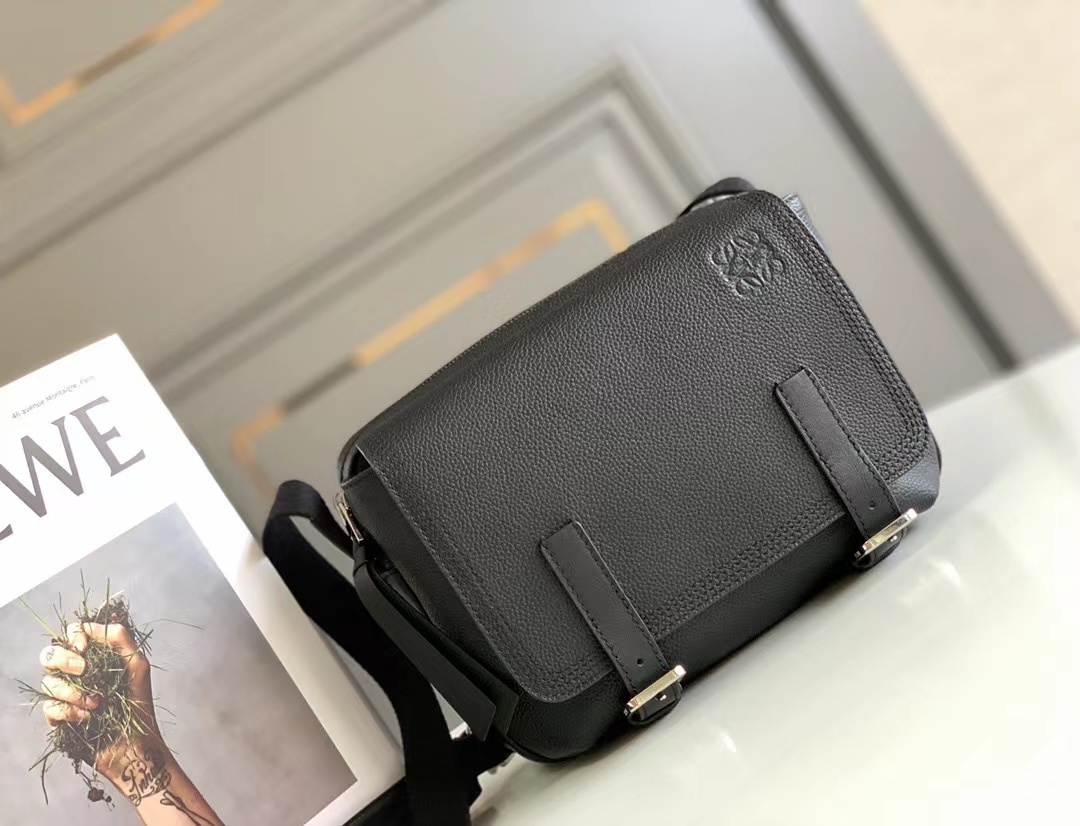 Loewe ロエベ バッグ